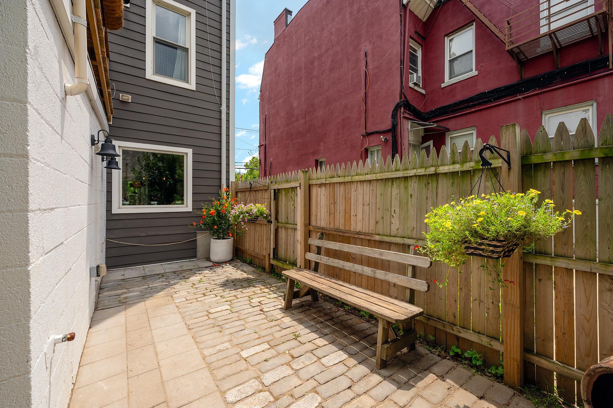 95 PALISADE AVE