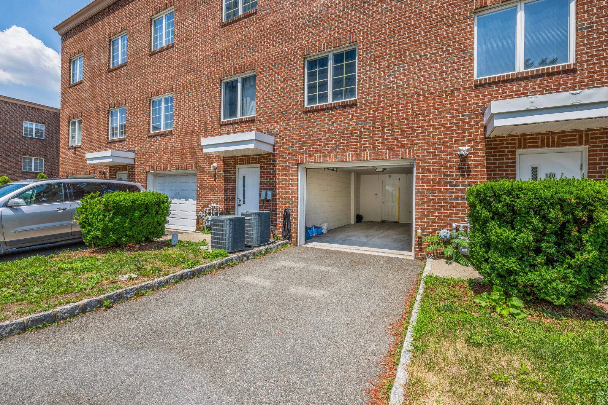 120 GARABRANDT ST Unit: 1