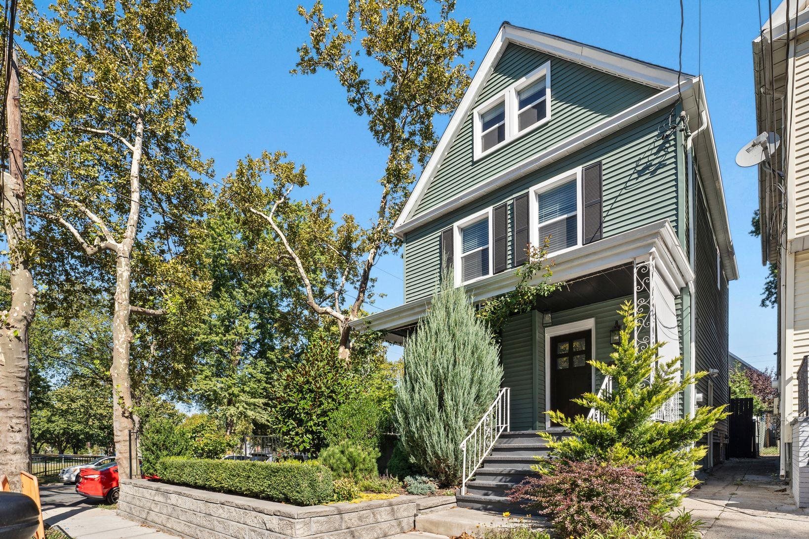 76 CONDICT ST