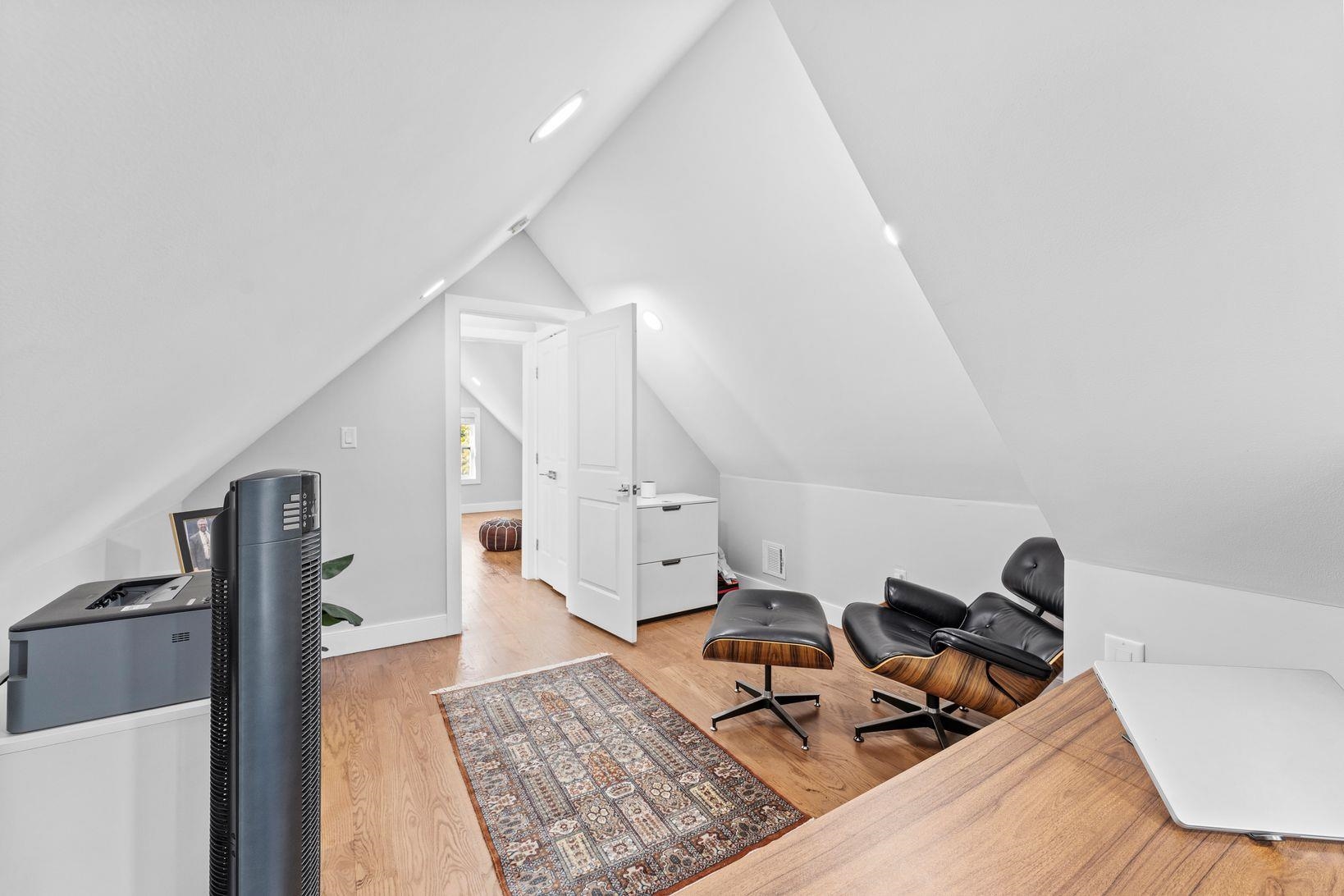 76 CONDICT ST