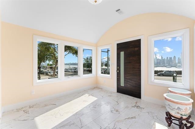 859 BLVD EAST