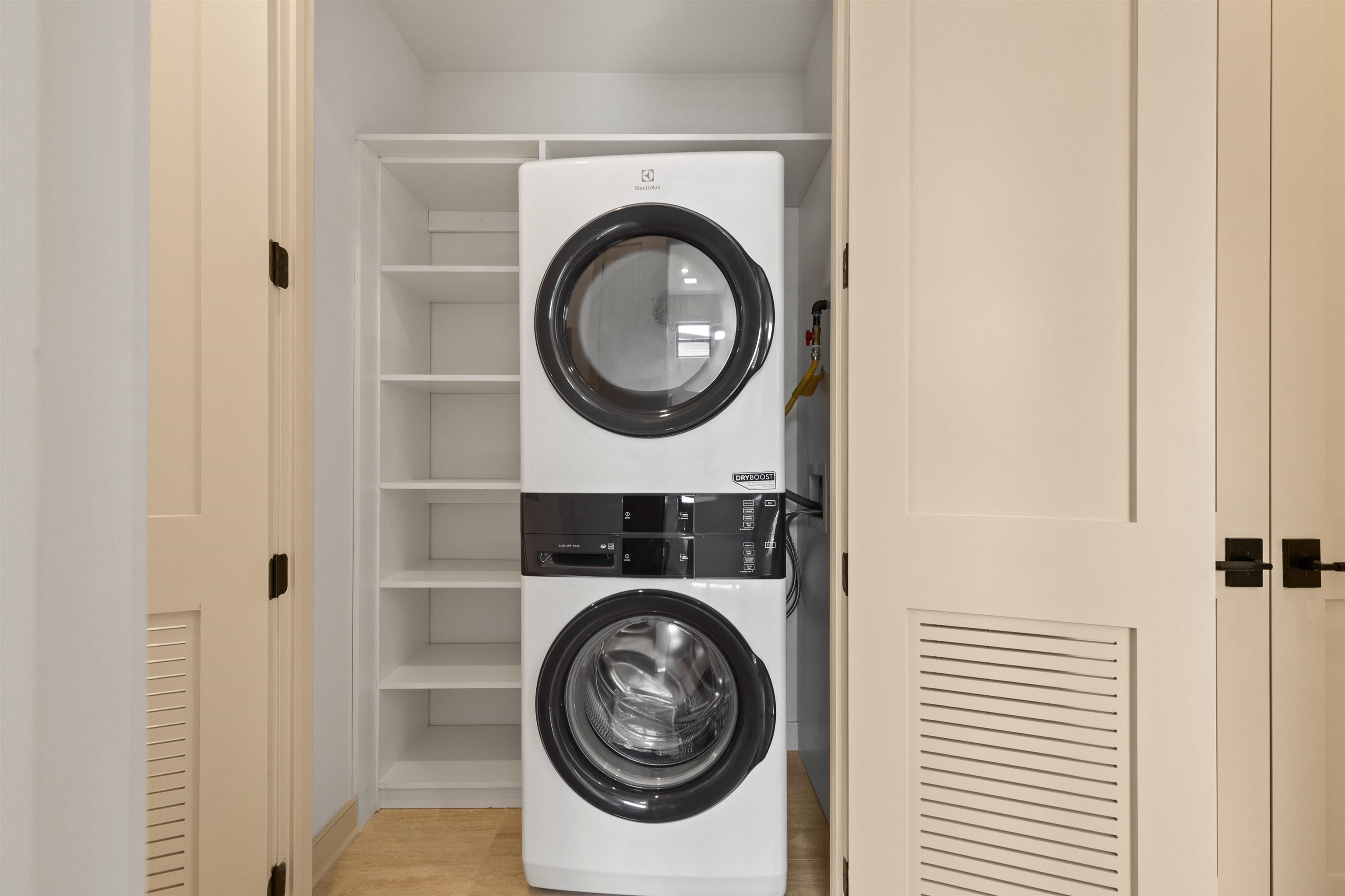 322 PRINCETON AVE Unit: Unit 2
