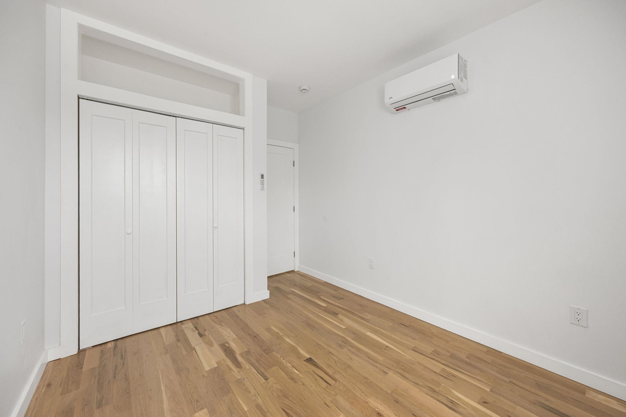 294 HOBOKEN AVE Unit: 2
