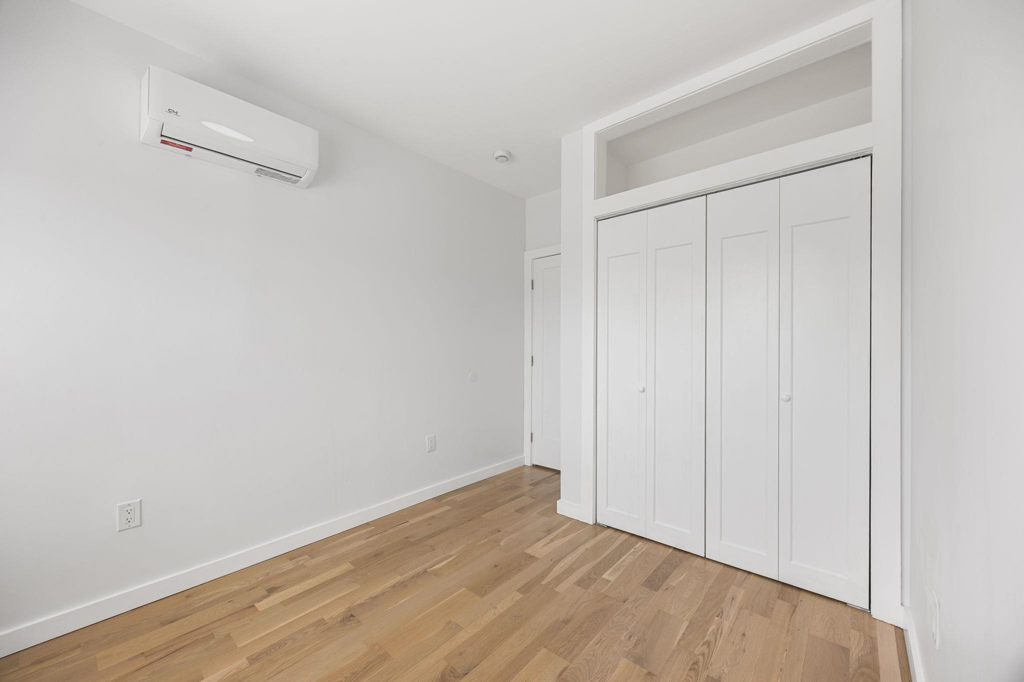 294 HOBOKEN AVE Unit: 2