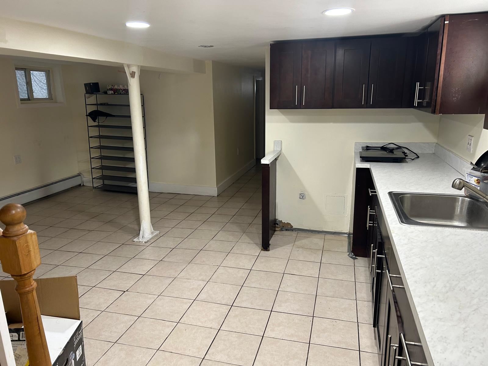852 WEST SIDE AVE