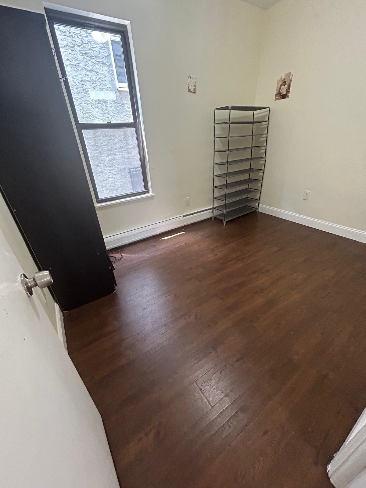 852 WEST SIDE AVE