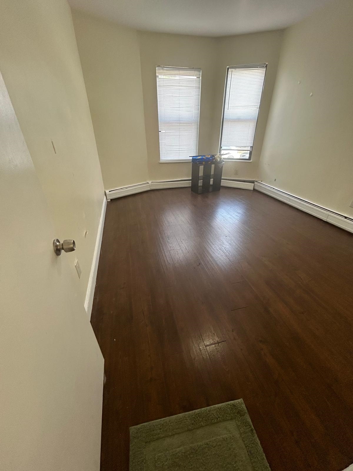 852 WEST SIDE AVE