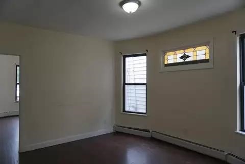 852 WEST SIDE AVE