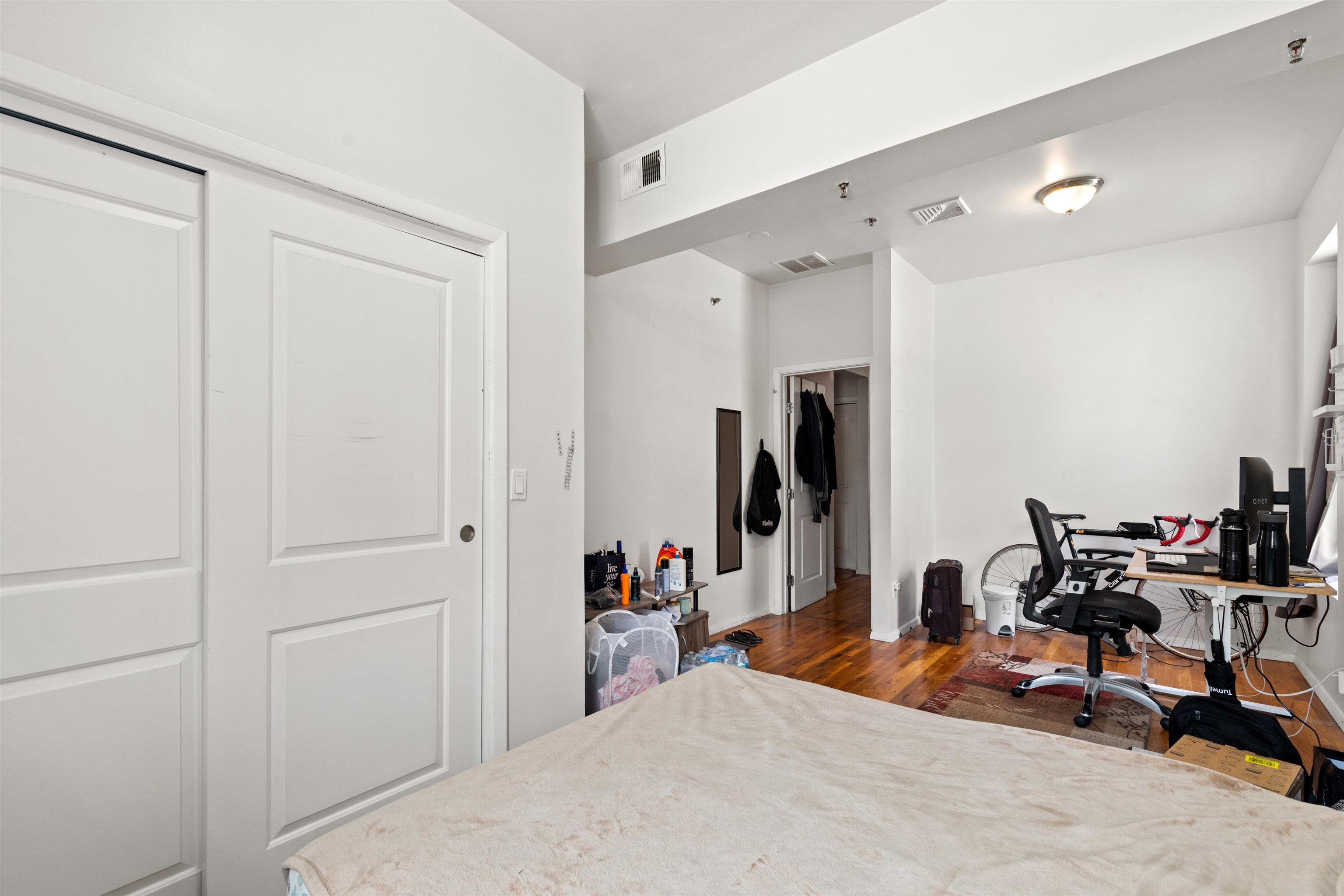 132 JEFFERSON ST Unit: 1