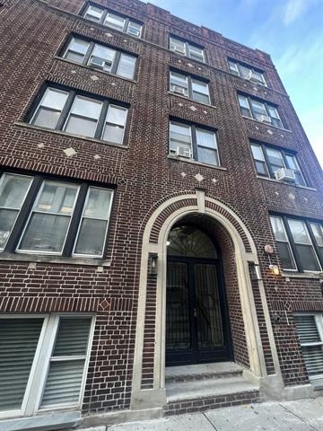 132 39TH ST Unit: C3