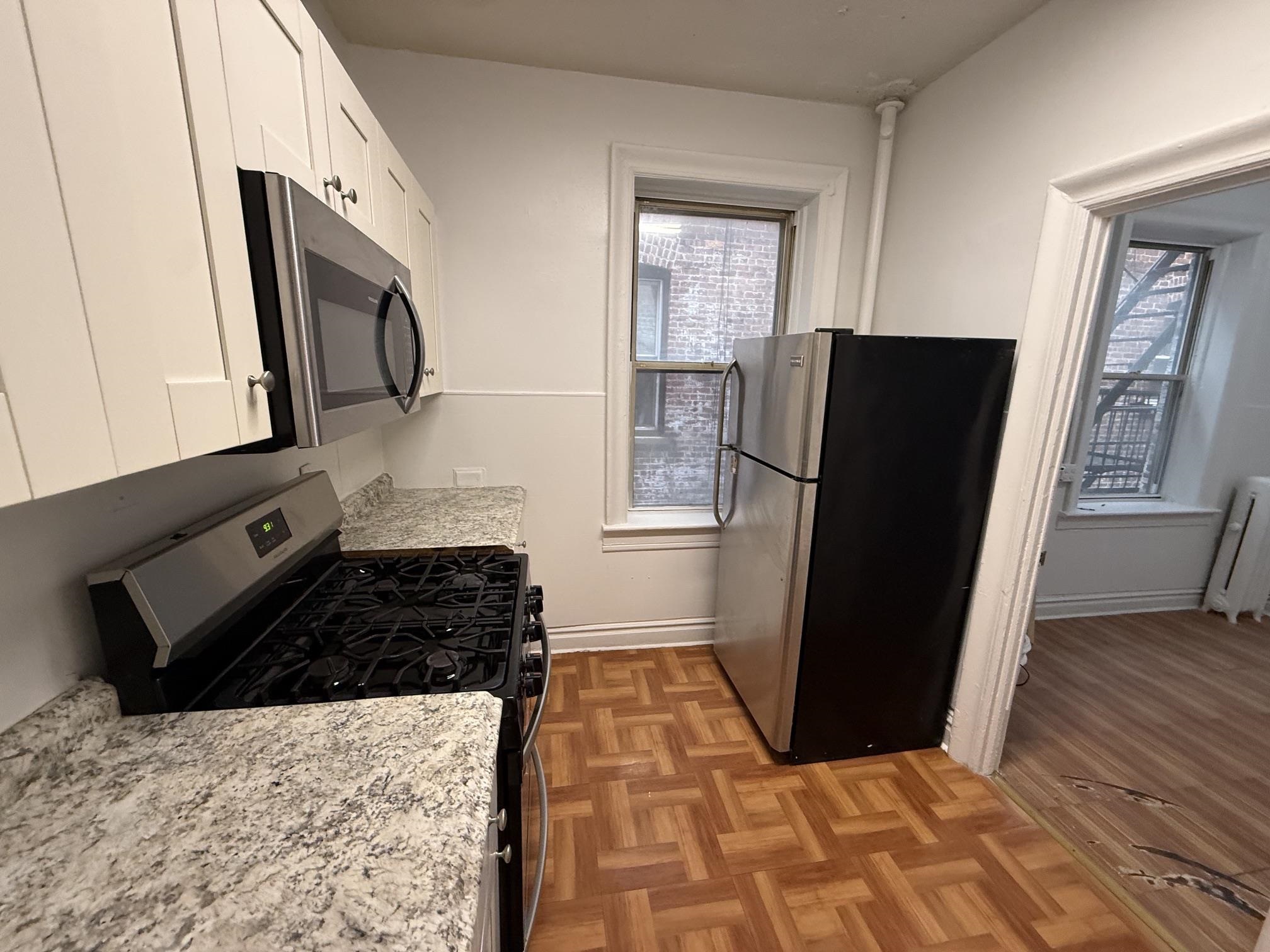 132 39TH ST Unit: C3