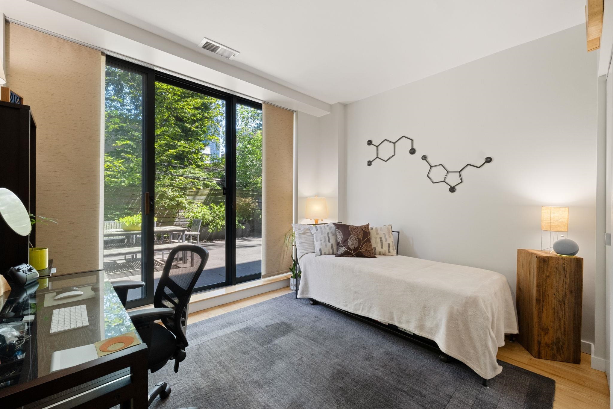 222 MONTGOMERY ST Unit: 1-J