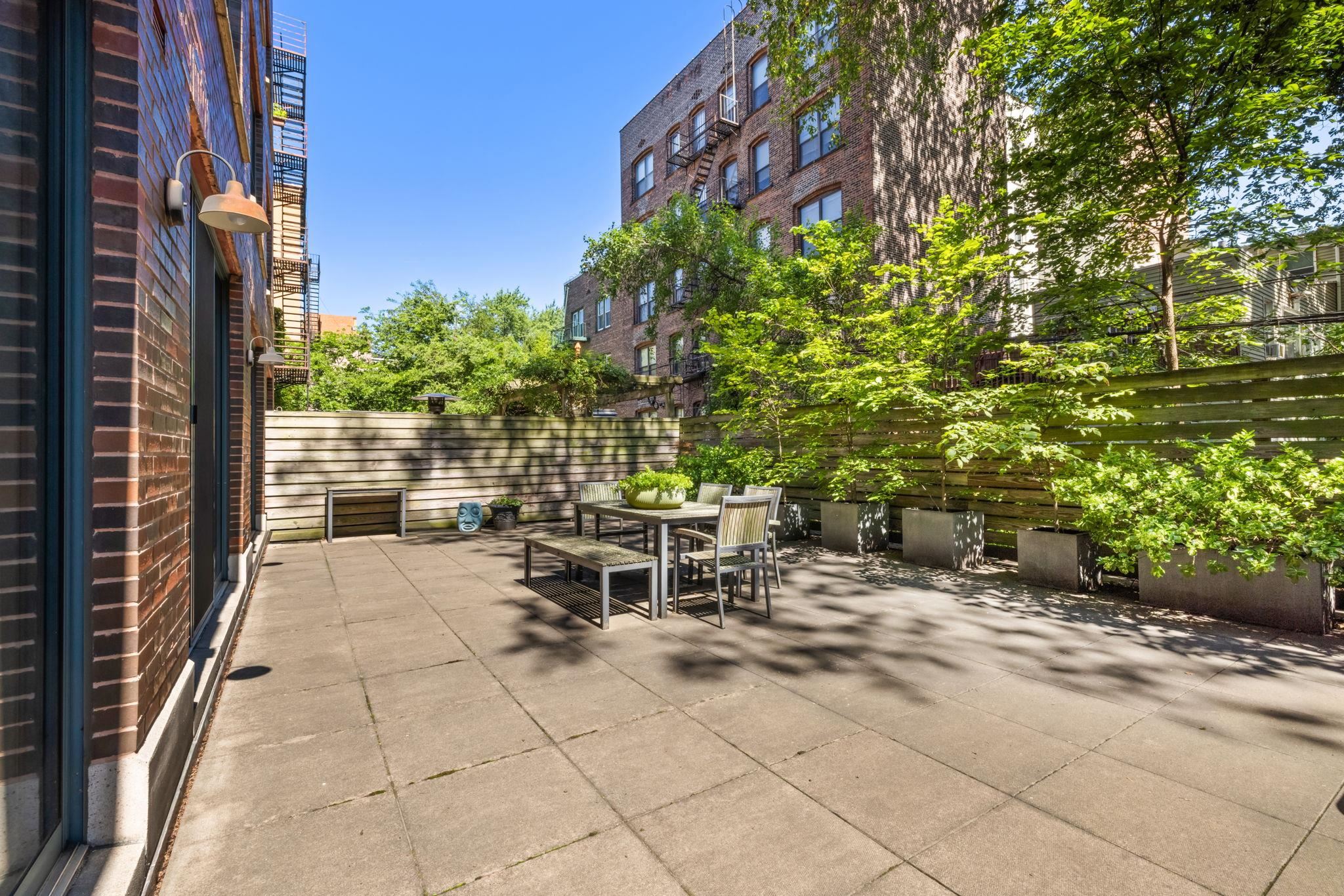 222 MONTGOMERY ST Unit: 1-J