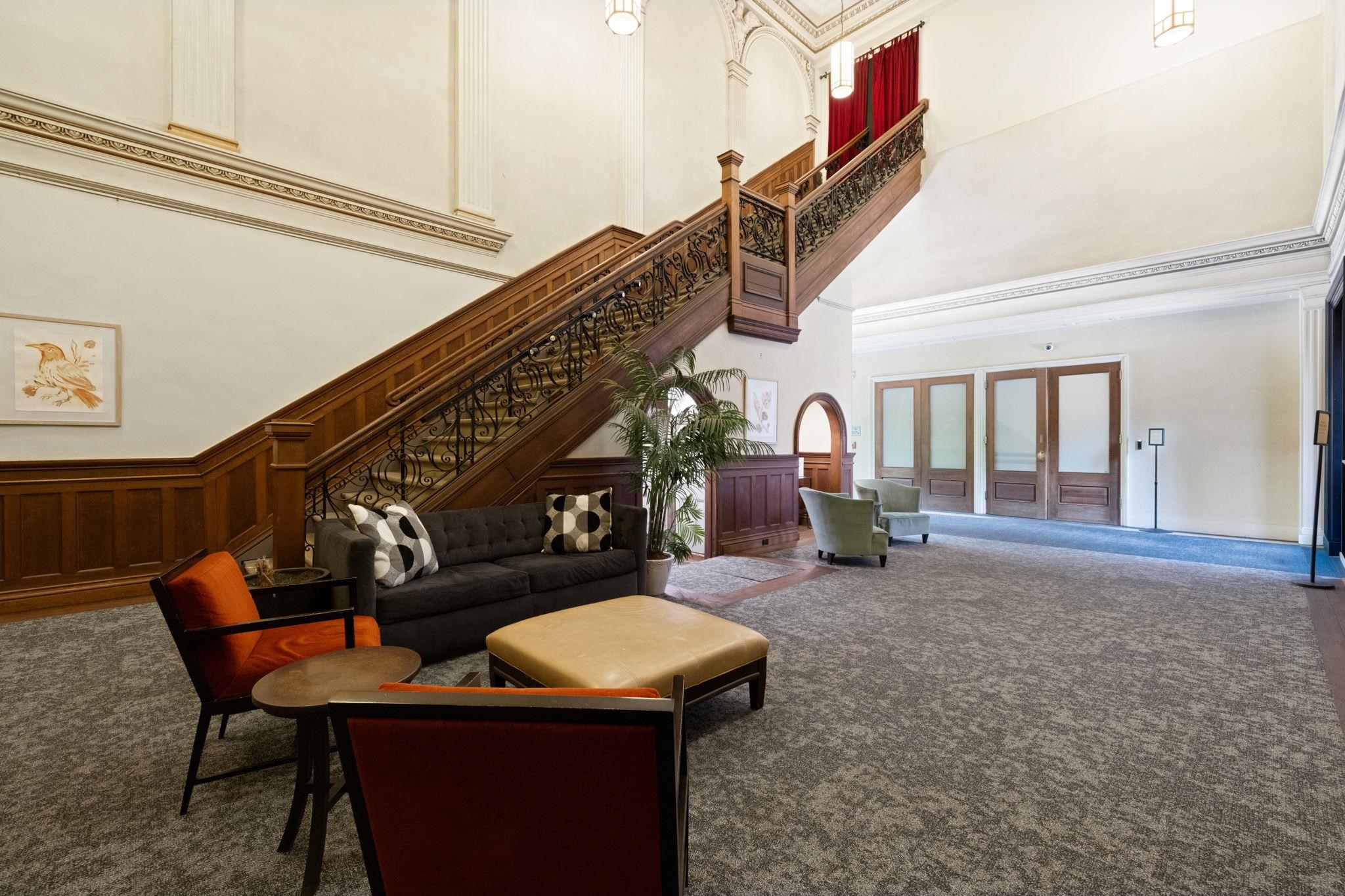 222 MONTGOMERY ST Unit: 1-J