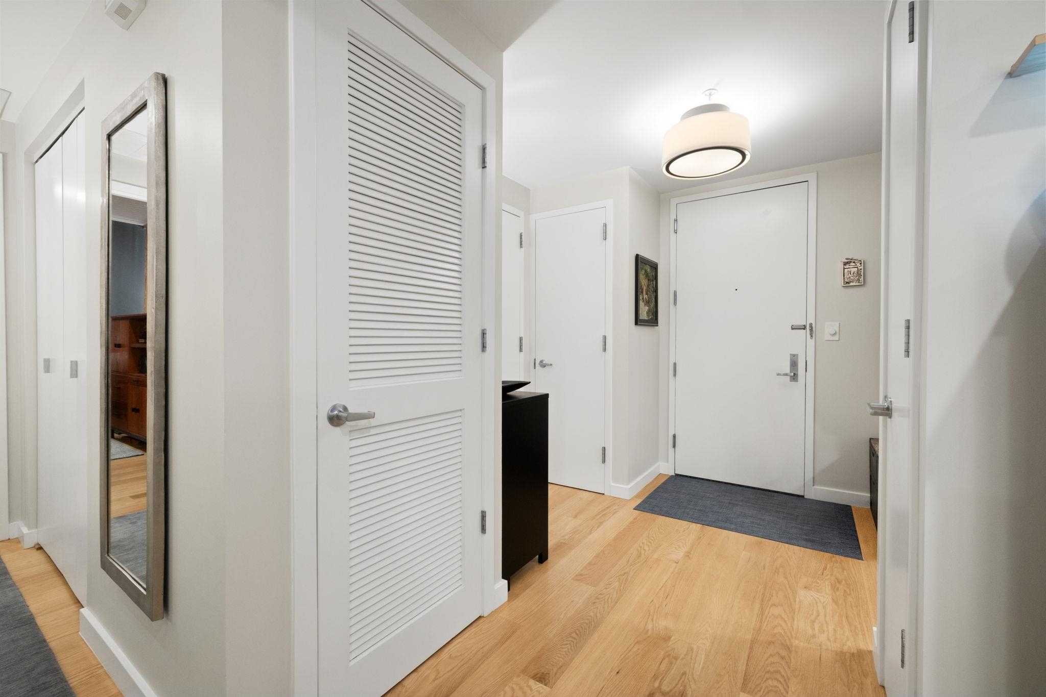 222 MONTGOMERY ST Unit: 1-J