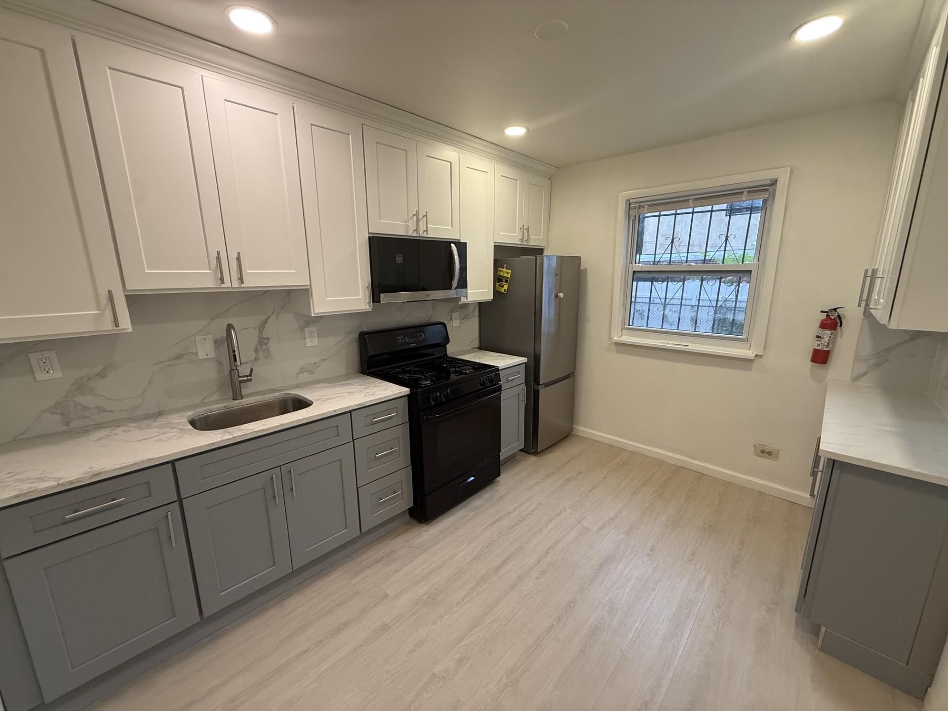 6100 BROADWAY AVE Unit: #1