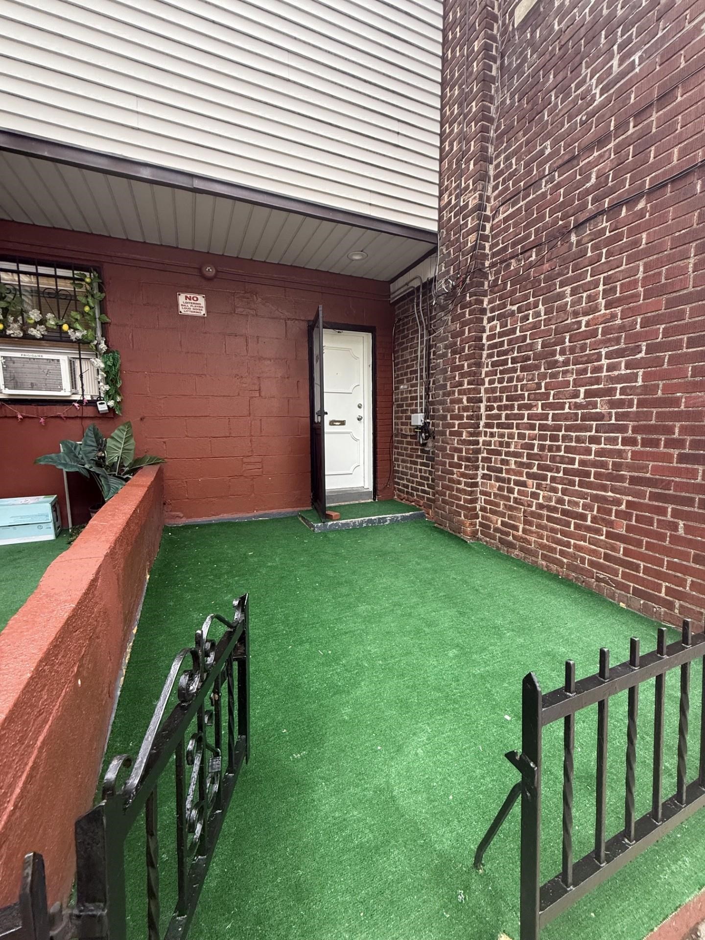 6100 BROADWAY AVE Unit: #1