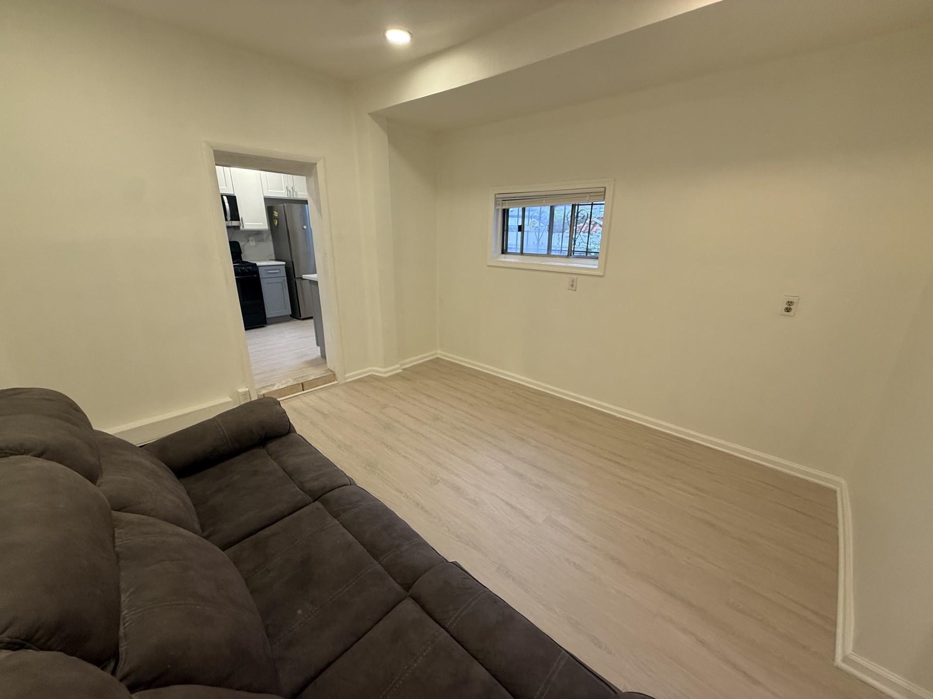 6100 BROADWAY AVE Unit: #1