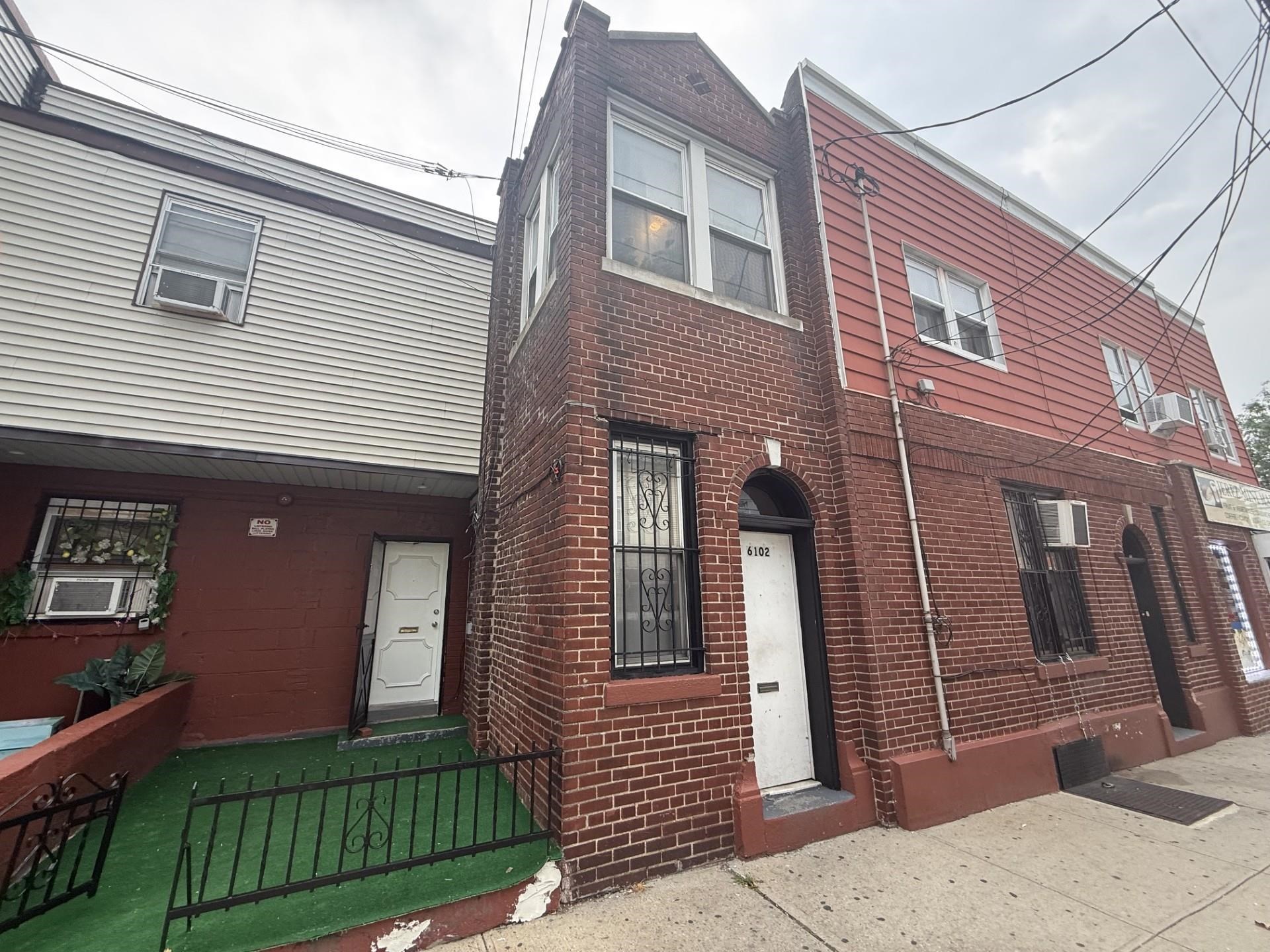 6100 BROADWAY AVE Unit: #1