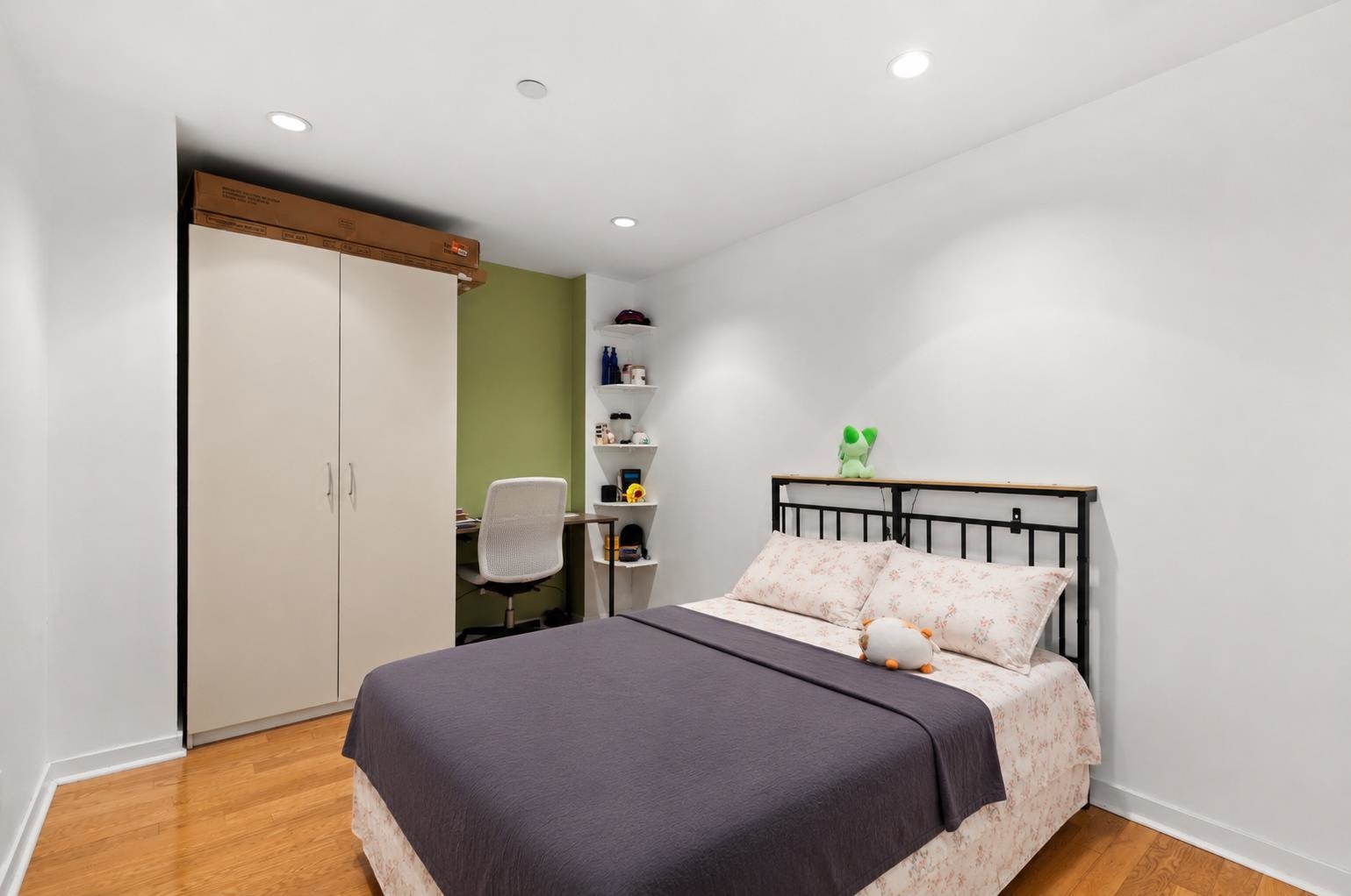 689 LUIS M MARIN BLVD Unit: 407