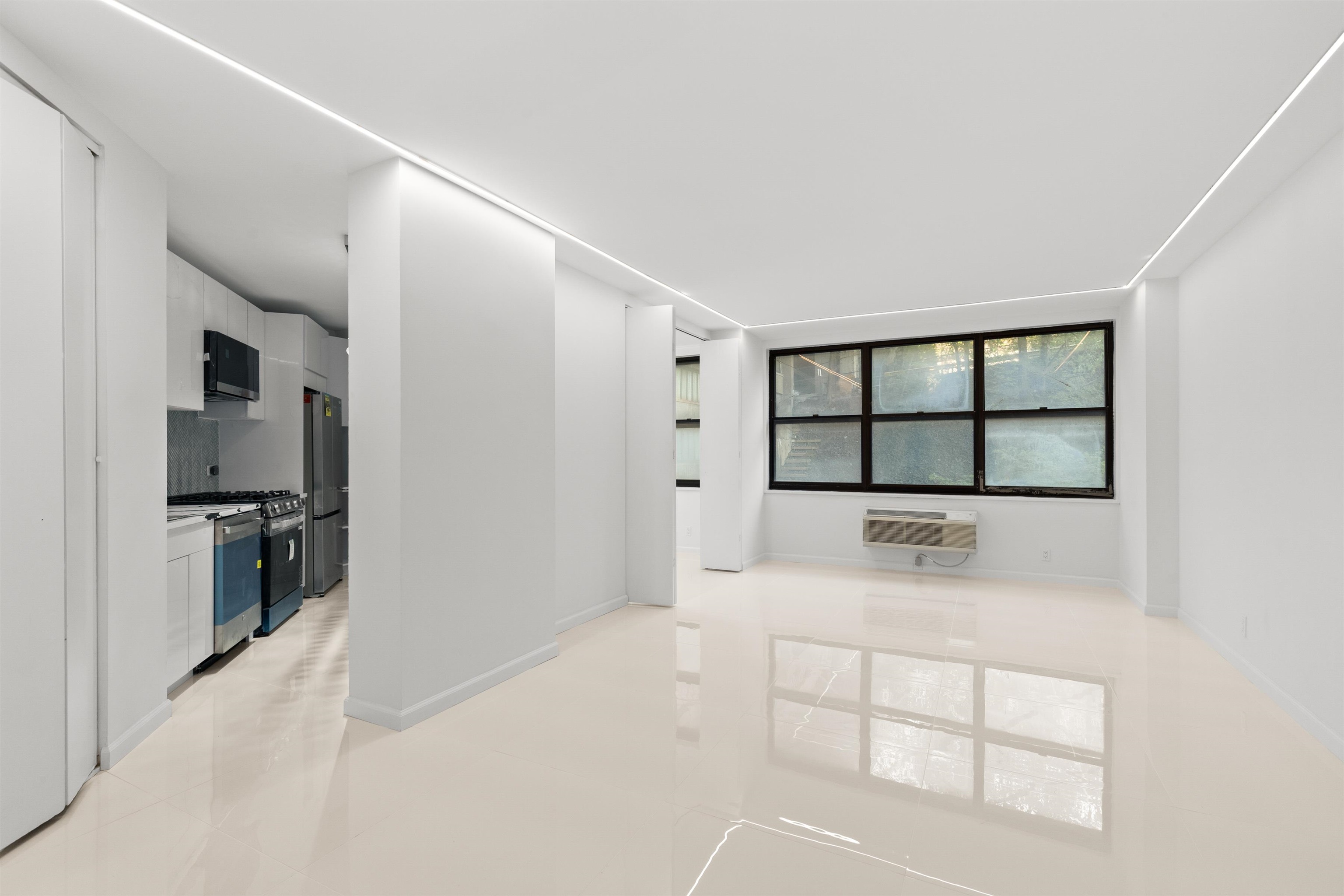 7004 BLVD EAST Unit: 9A