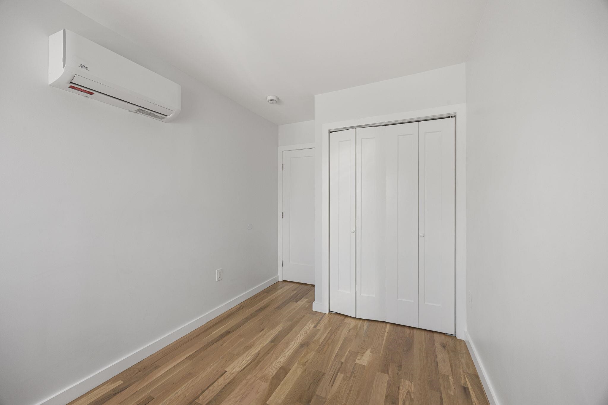 294 HOBOKEN AVE Unit: 3