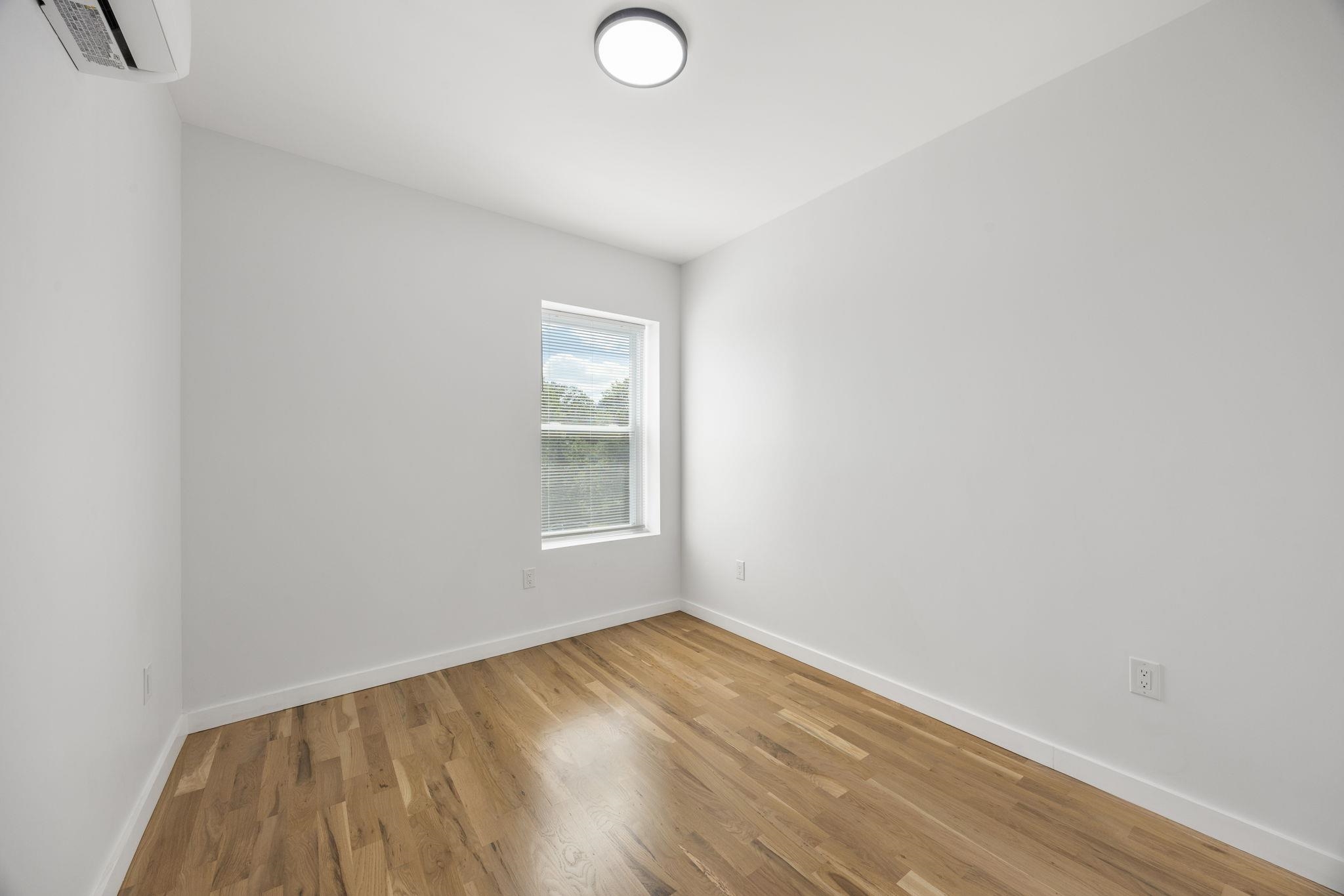 294 HOBOKEN AVE Unit: 3