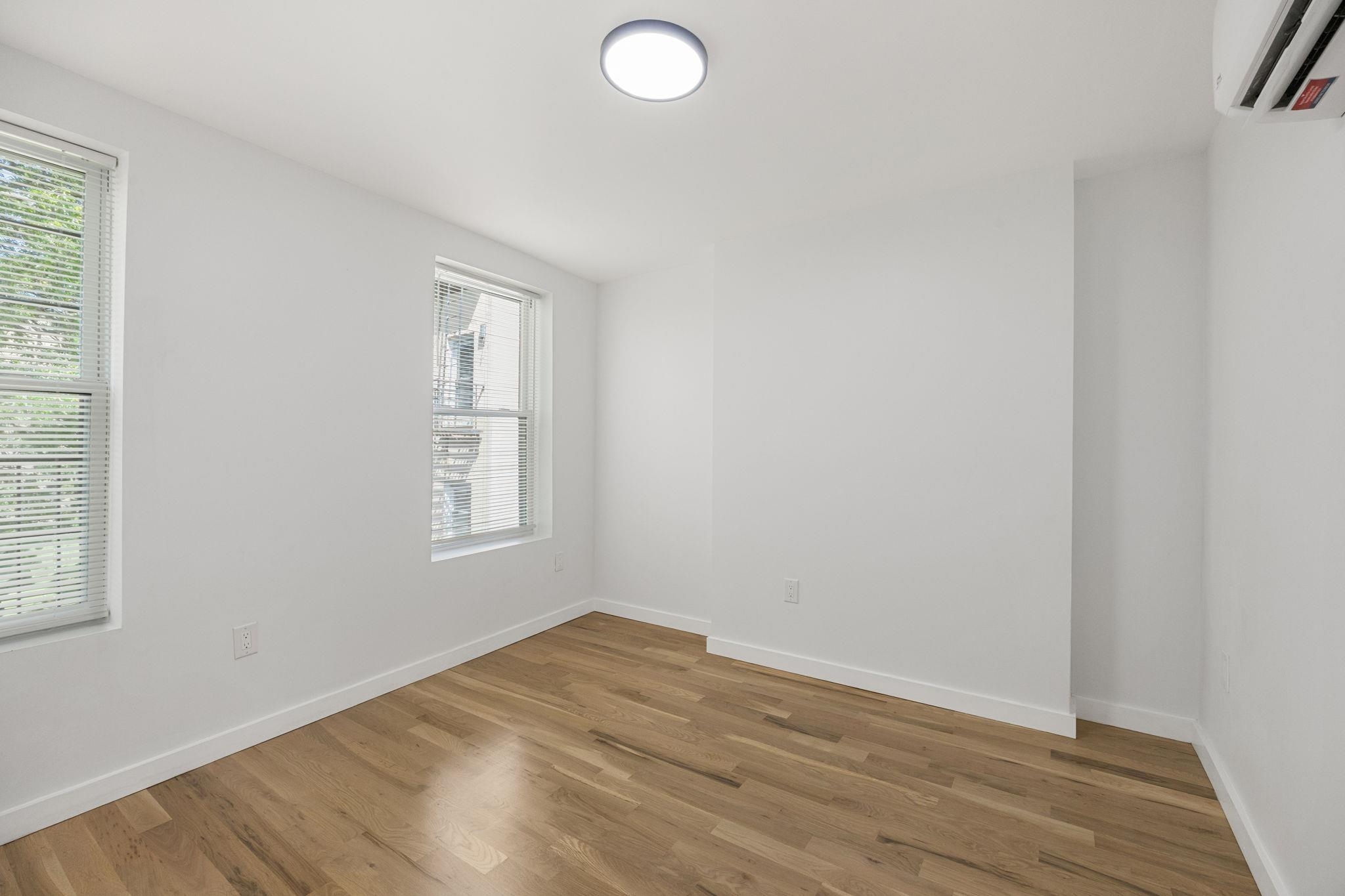 294 HOBOKEN AVE Unit: 3