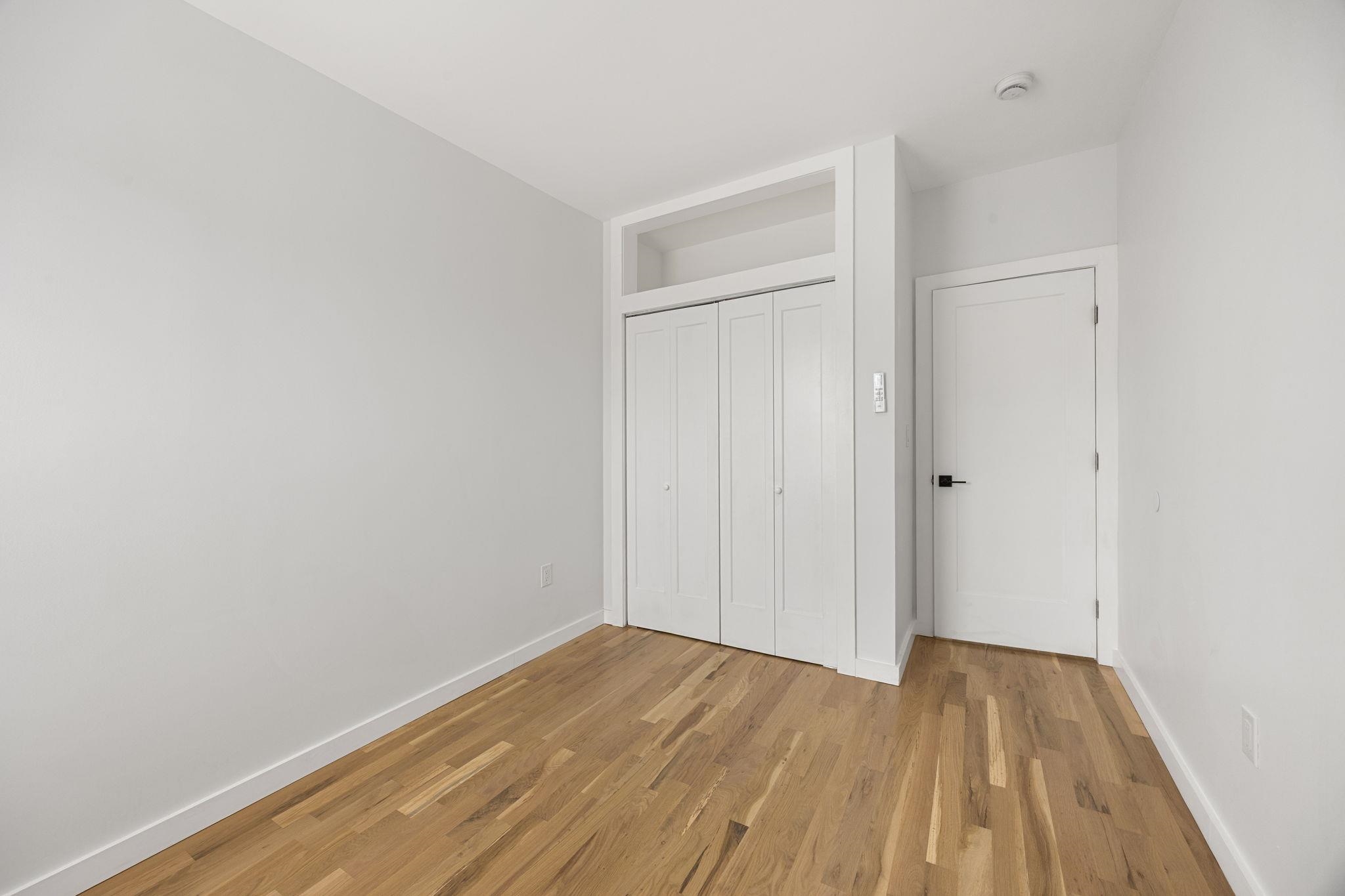 294 HOBOKEN AVE Unit: 3