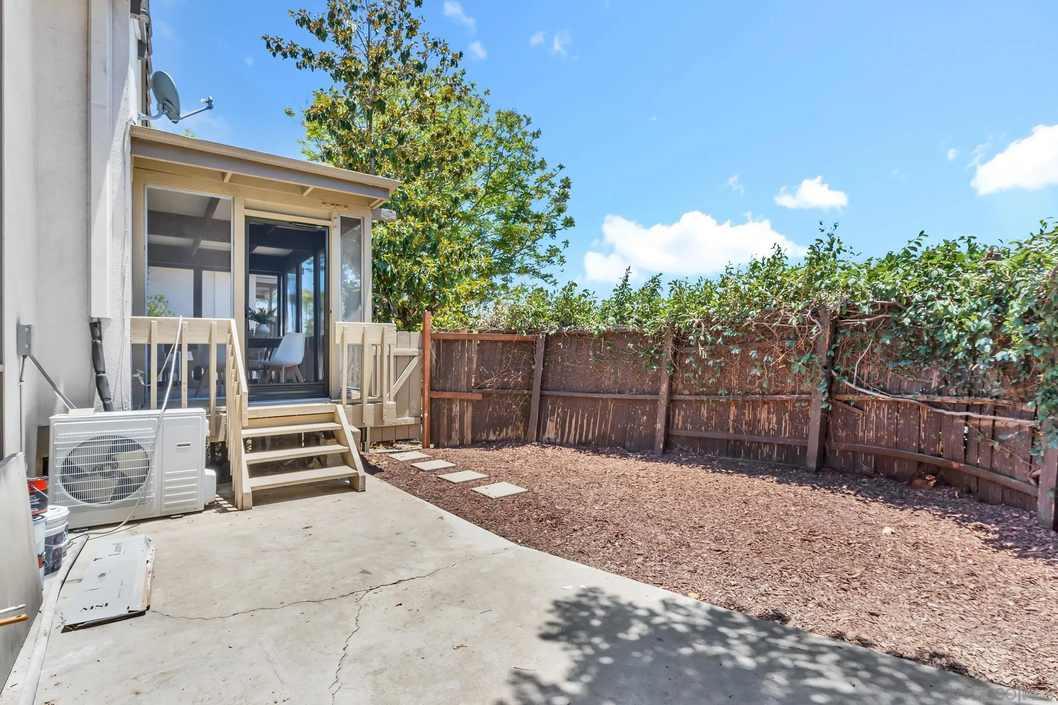 17189 Bernardo Center