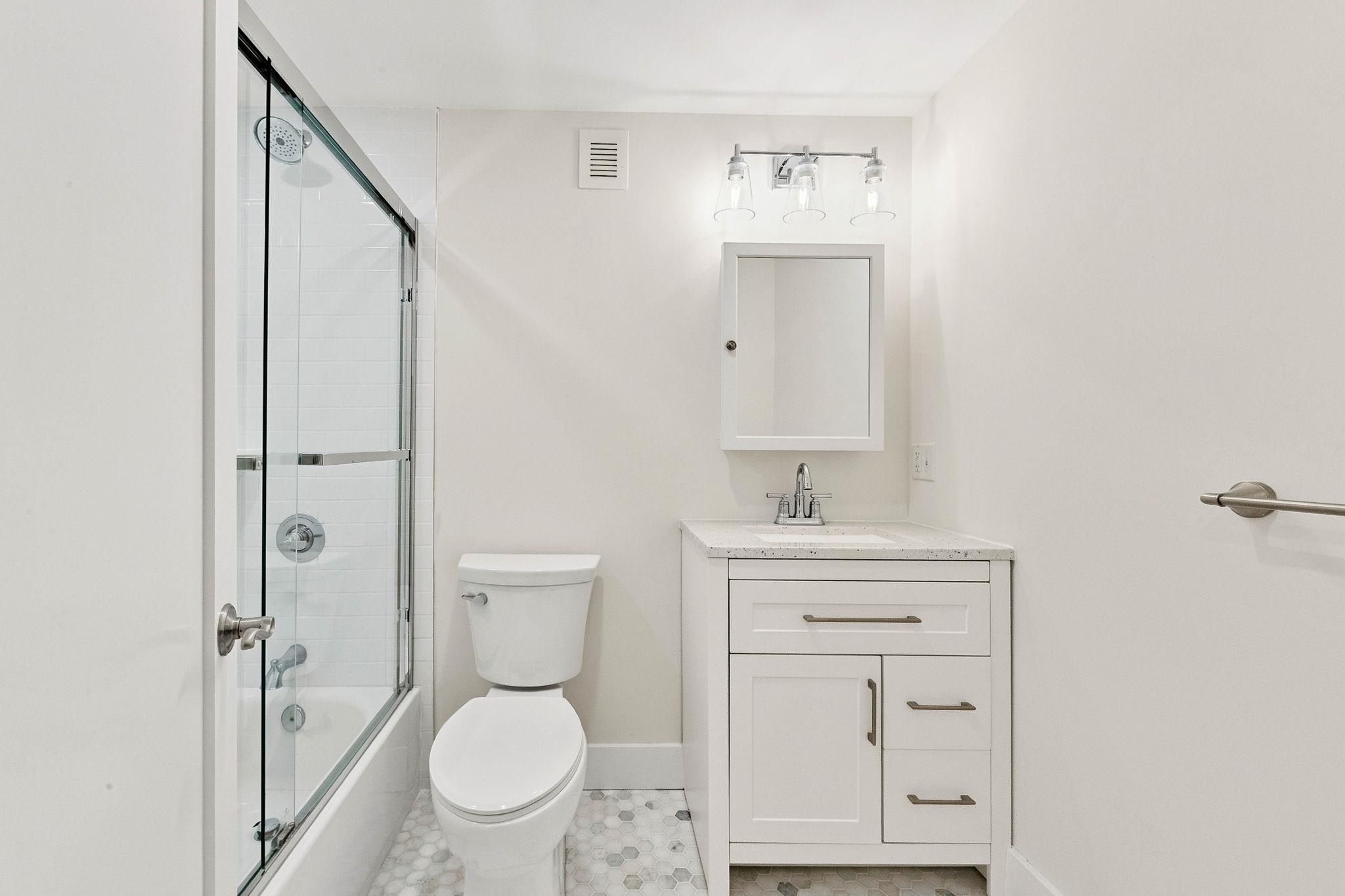 1017 PARK AVE Unit: GF