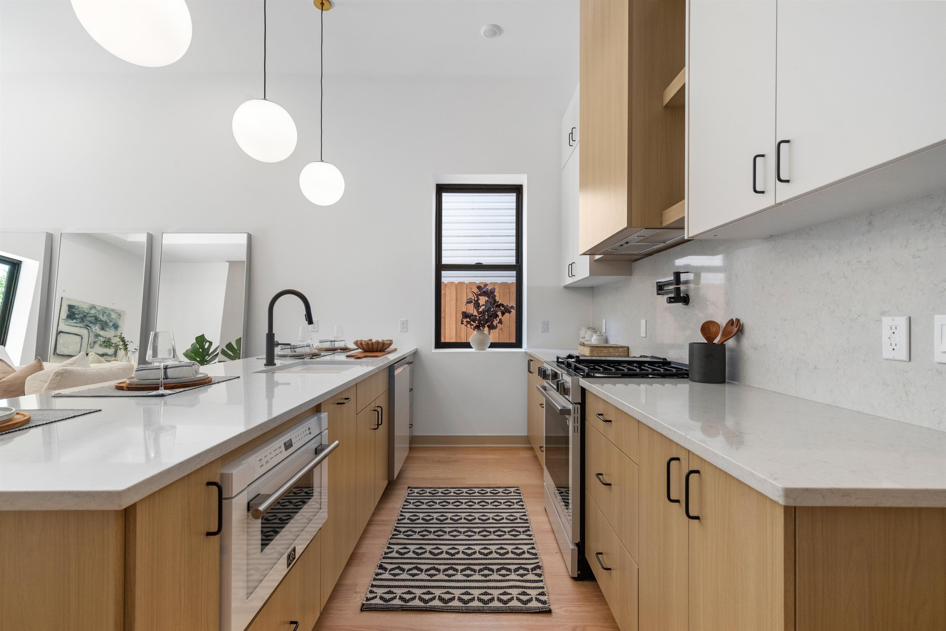 322 PRINCETON AVE Unit: Unit 1