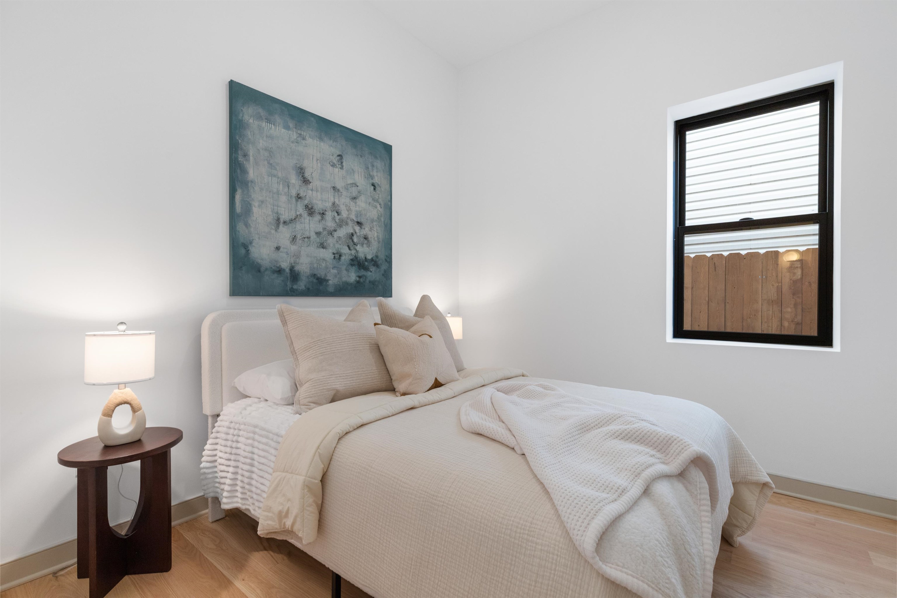 322 PRINCETON AVE Unit: Unit 1