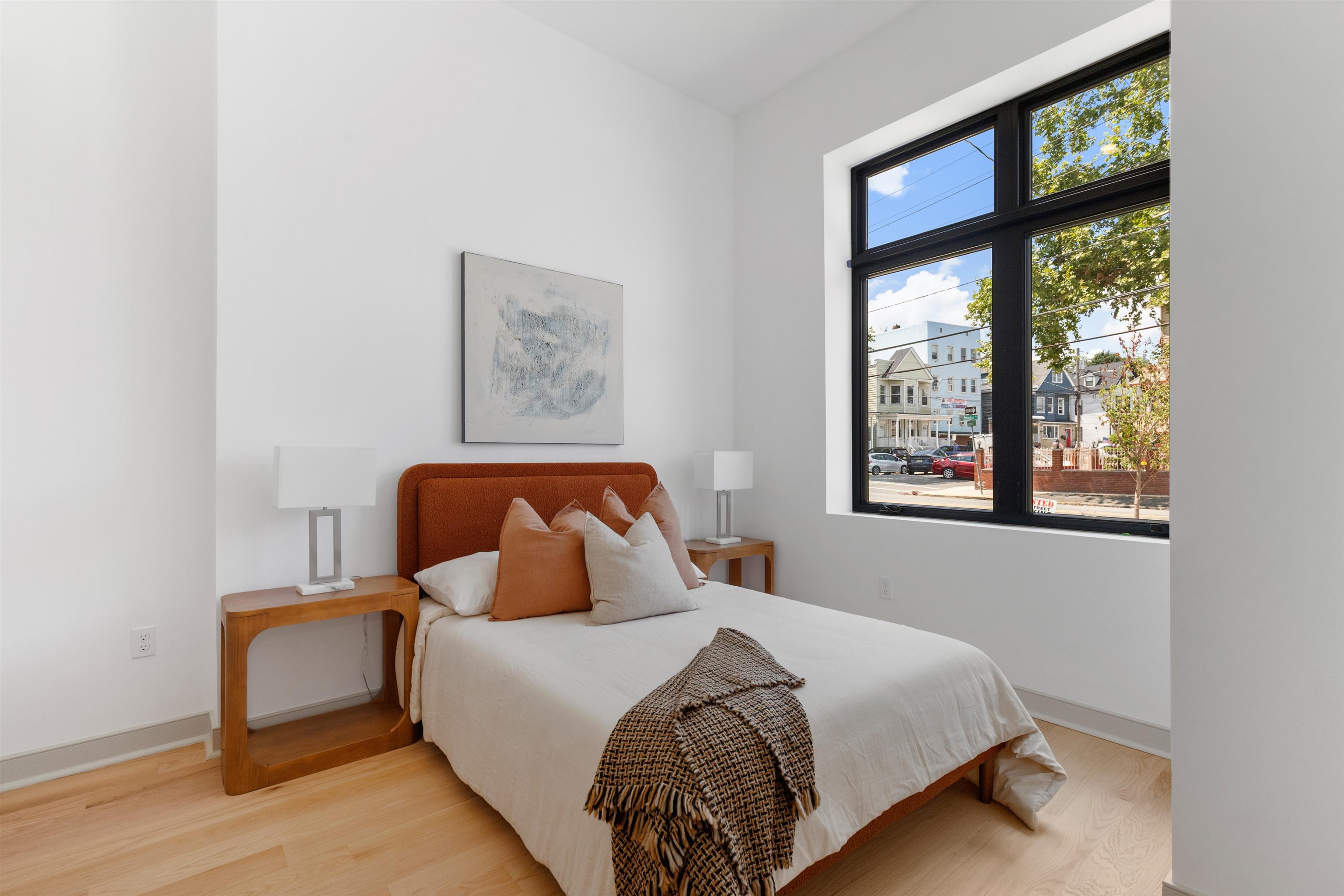 322 PRINCETON AVE Unit: Unit 1