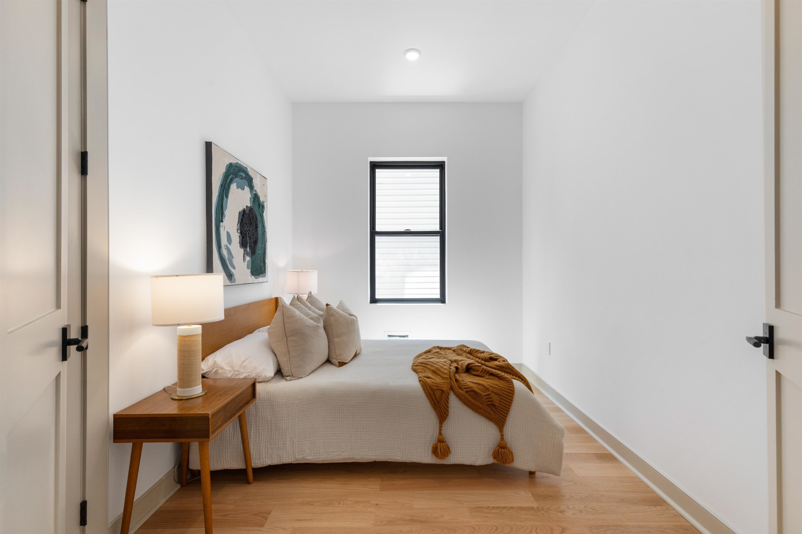 322 PRINCETON AVE Unit: Unit 1