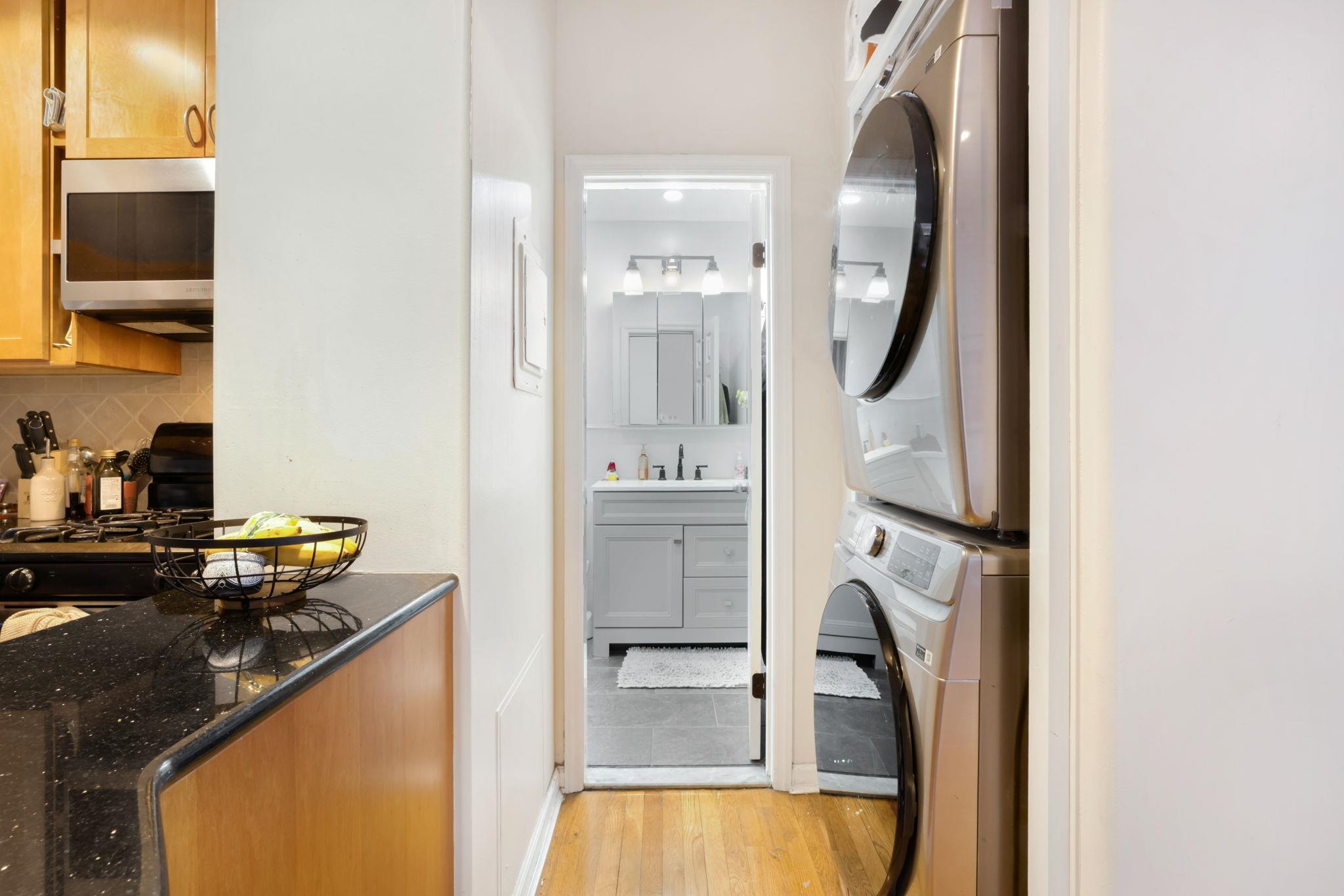 319 BARROWS AVE Unit: 5A