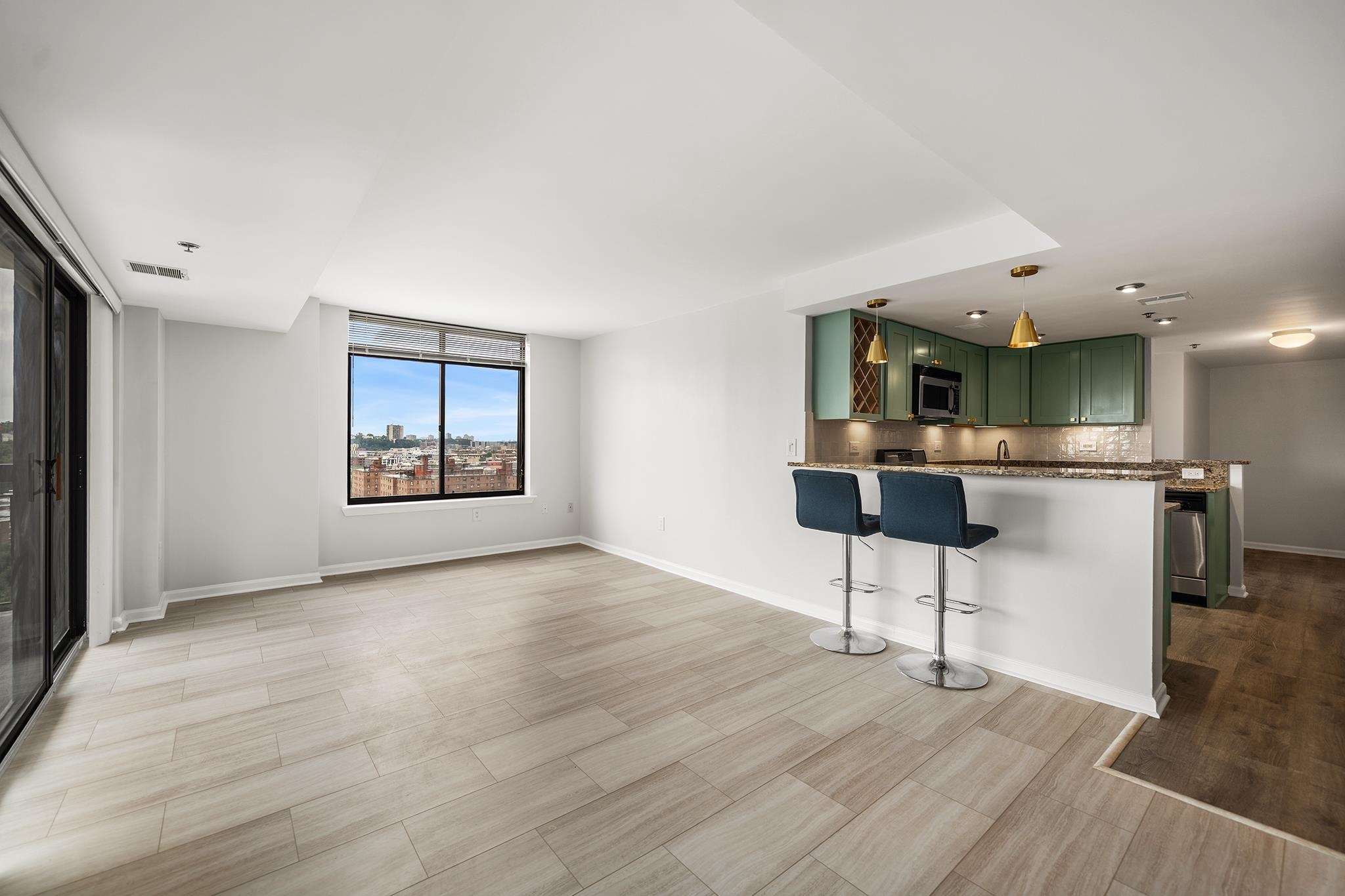 700 1ST ST Unit: 15D