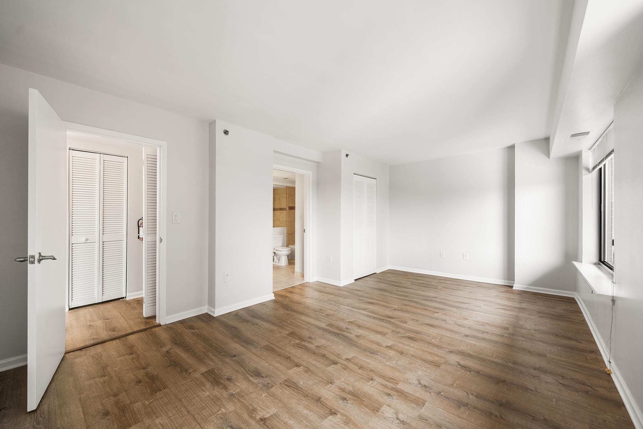 700 1ST ST Unit: 15D