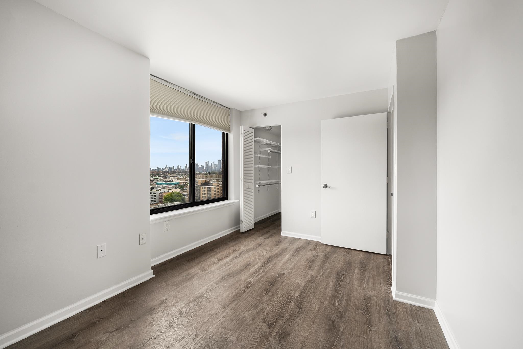 700 1ST ST Unit: 15D