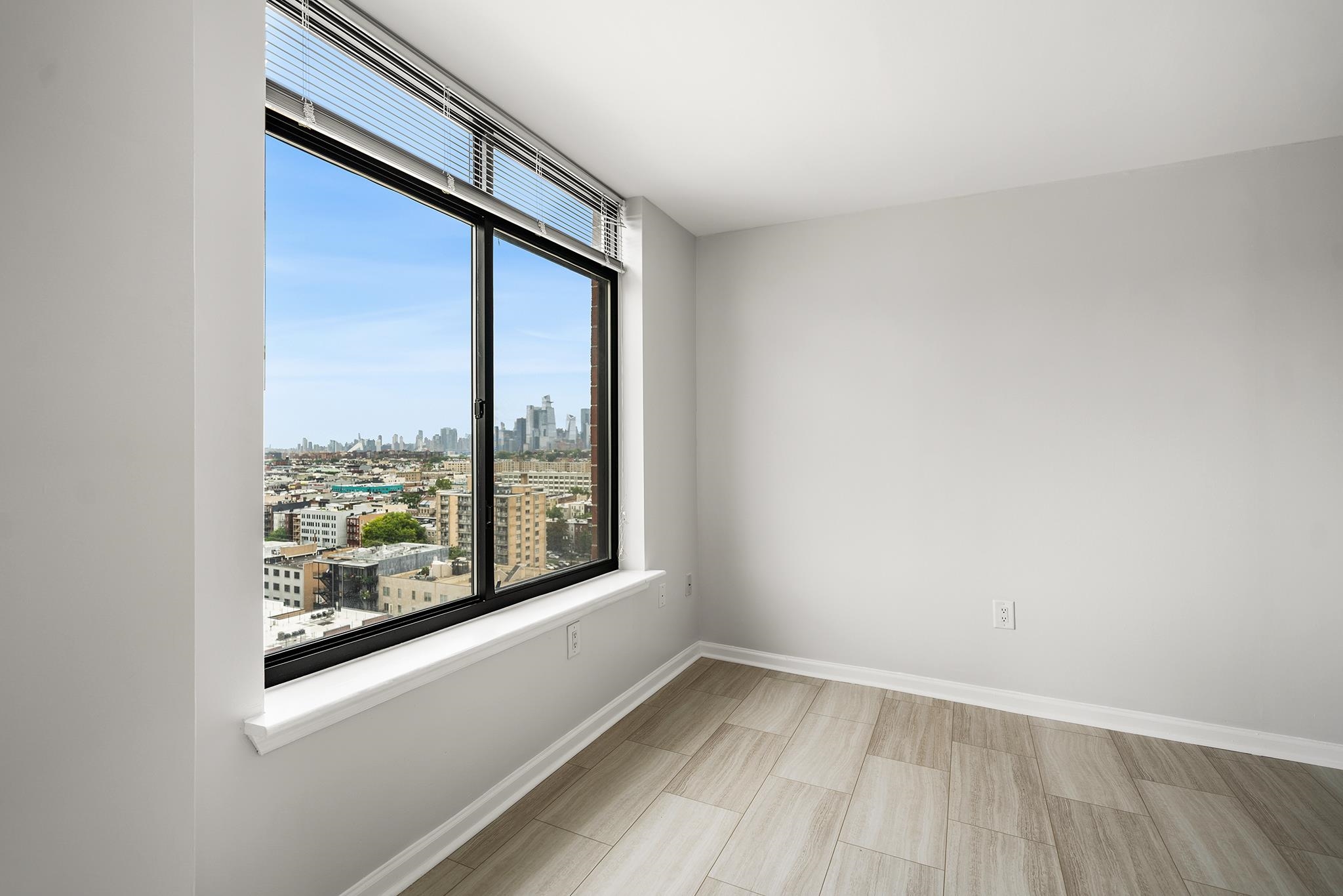700 1ST ST Unit: 15D