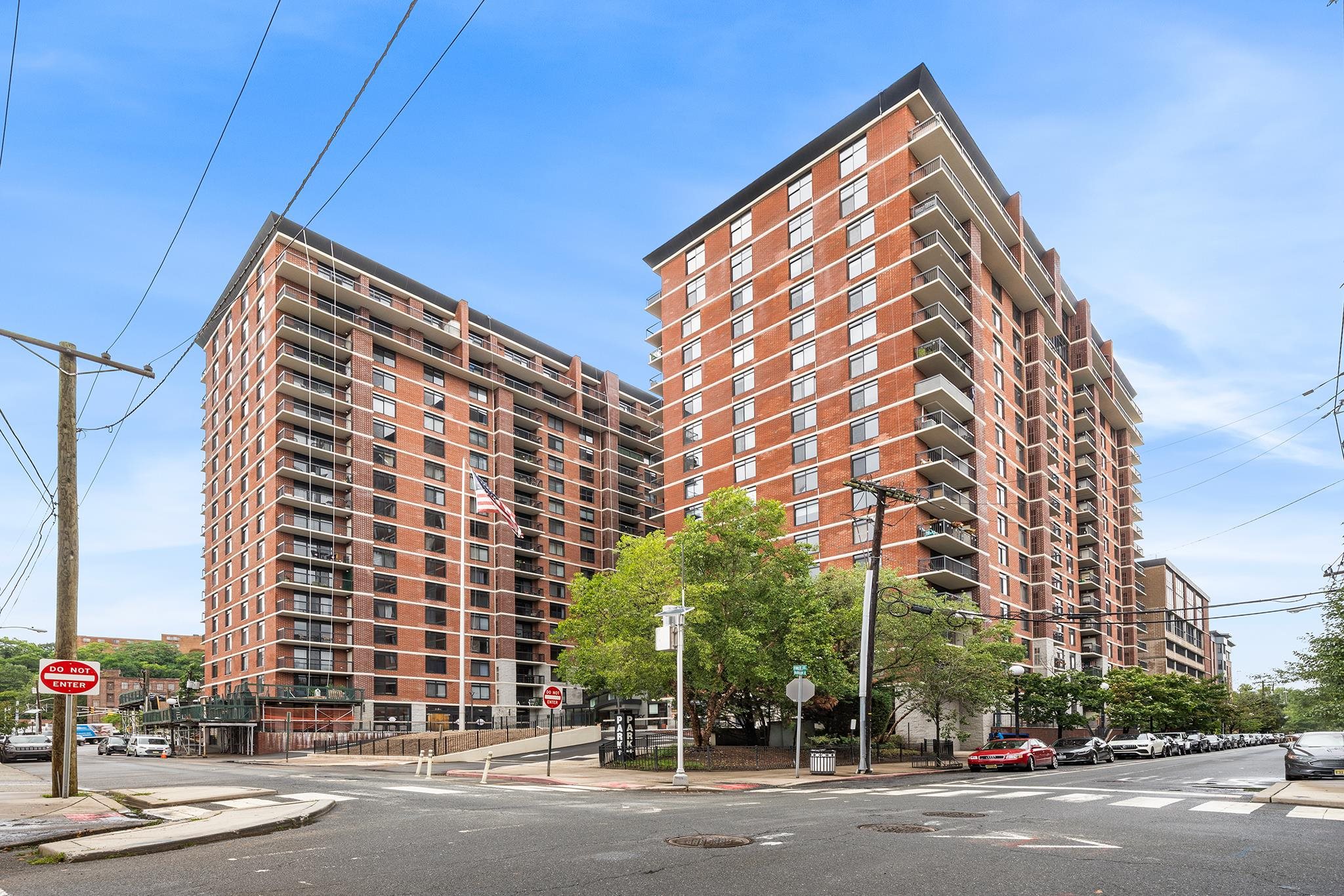 700 1ST ST Unit: 15D