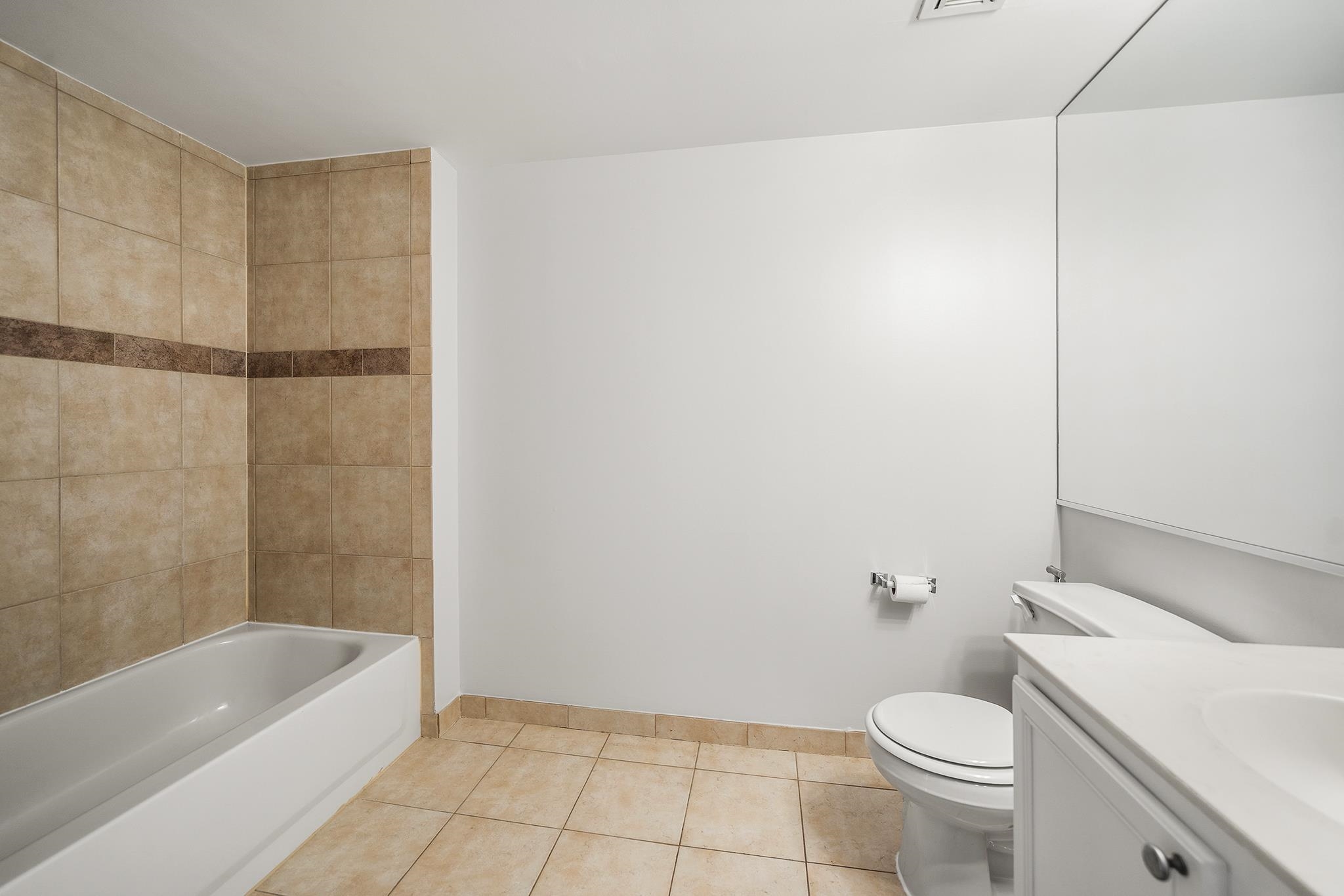 700 1ST ST Unit: 15D