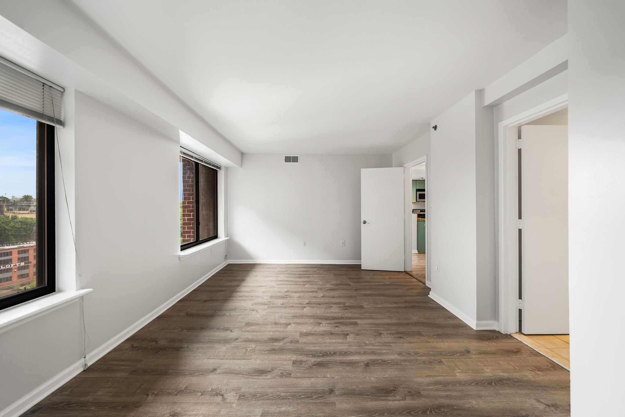 700 1ST ST Unit: 15D