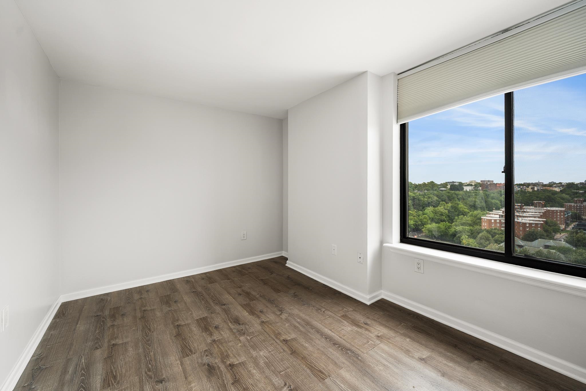 700 1ST ST Unit: 15D