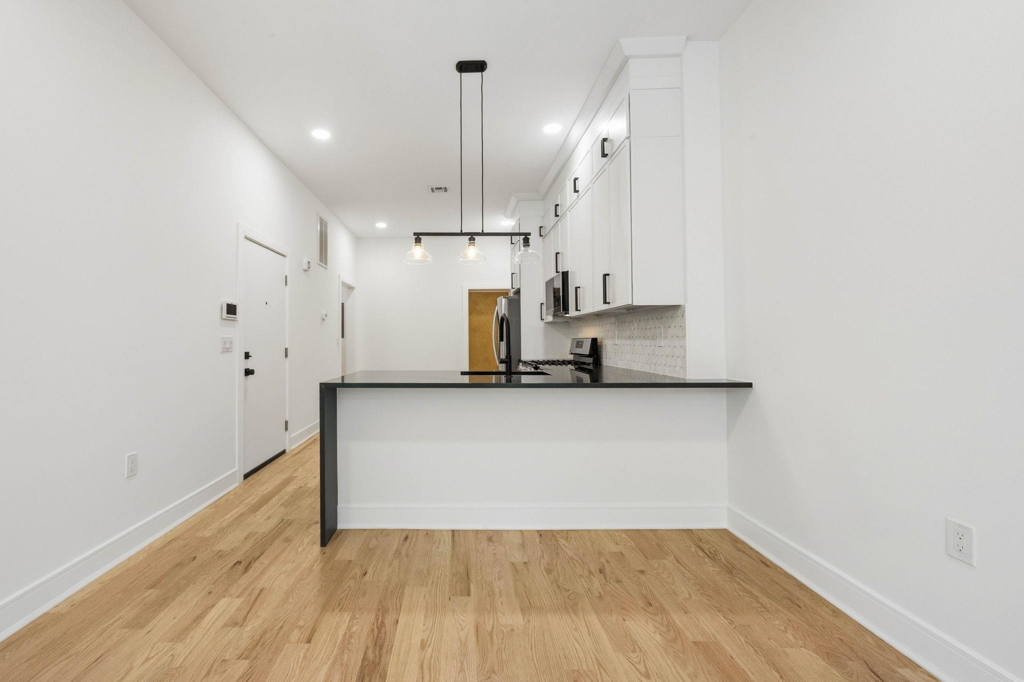 525 WASHINGTON ST Unit: 1