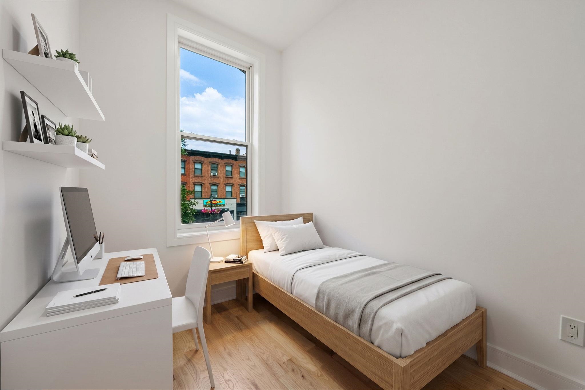 525 WASHINGTON ST Unit: 1