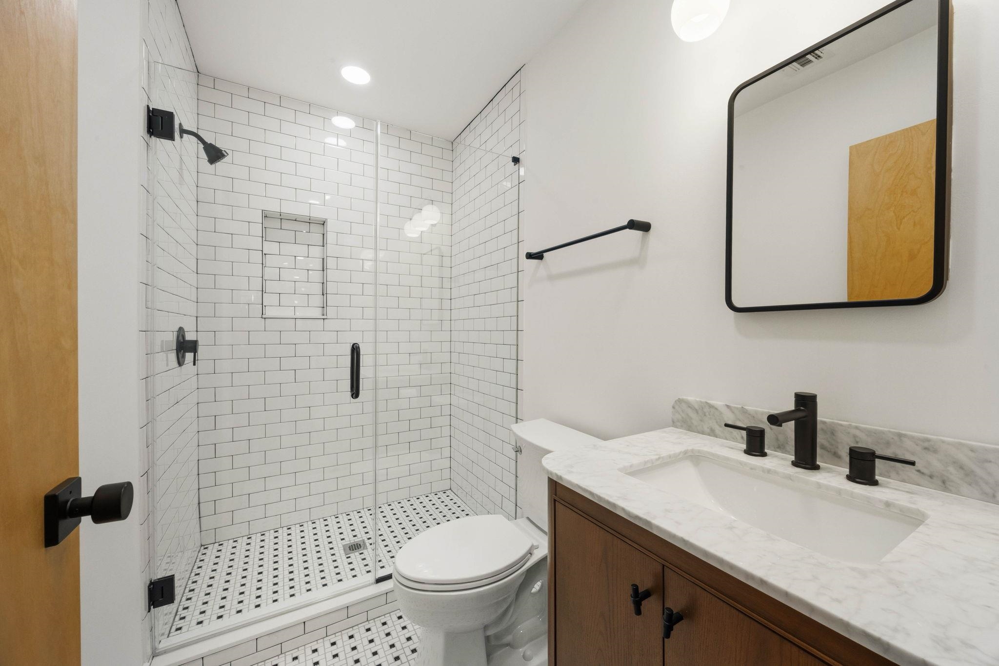 525 WASHINGTON ST Unit: 2