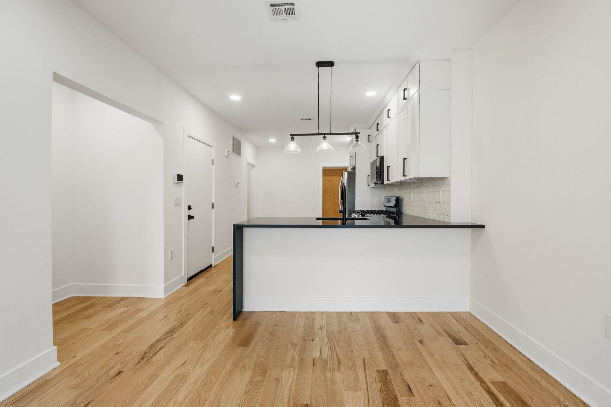 525 WASHINGTON ST Unit: 2