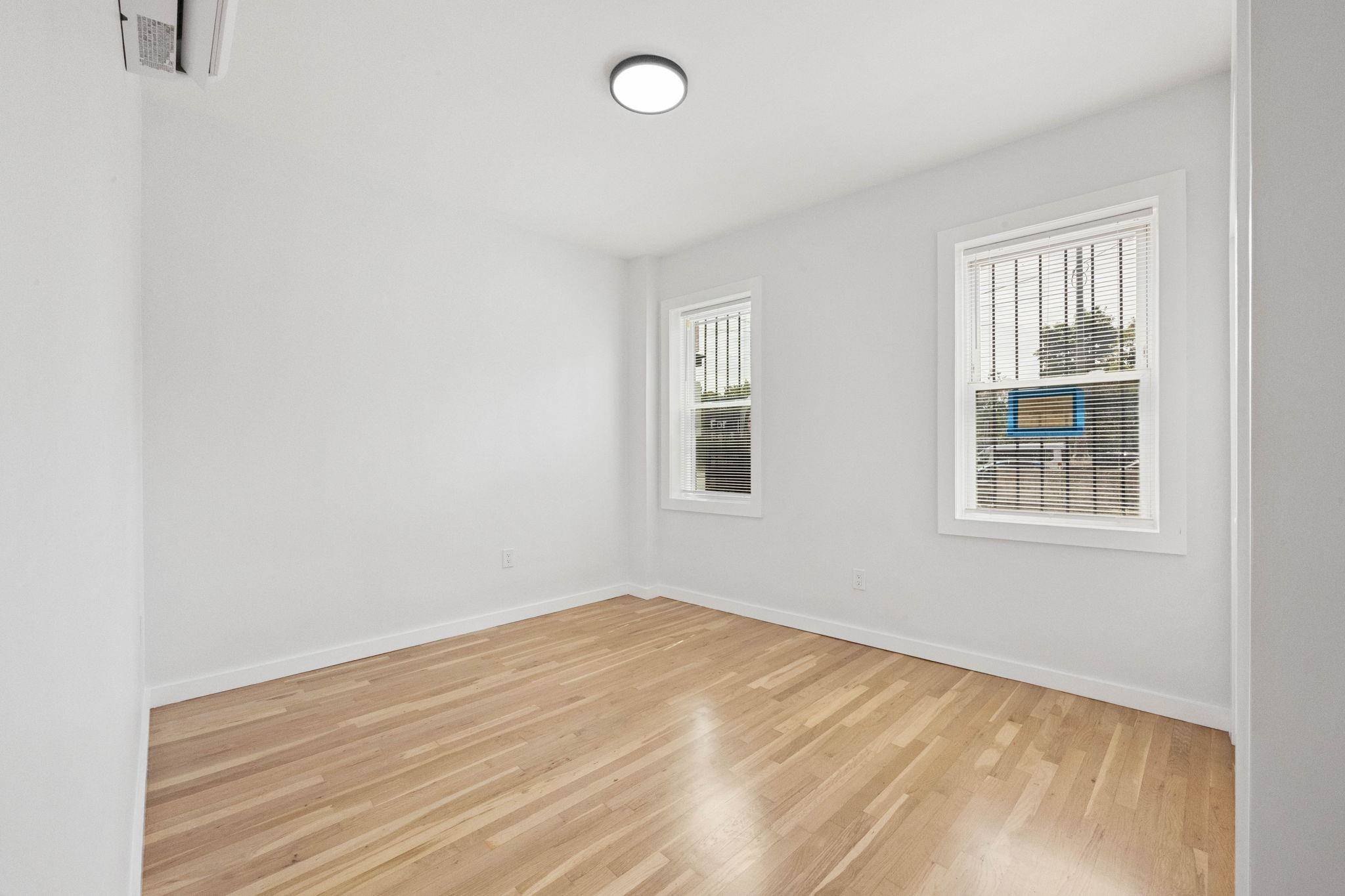 294 HOBOKEN AVE Unit: 1