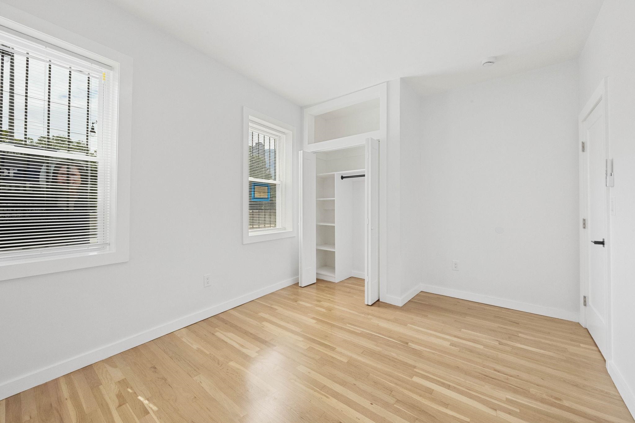 294 HOBOKEN AVE Unit: 1